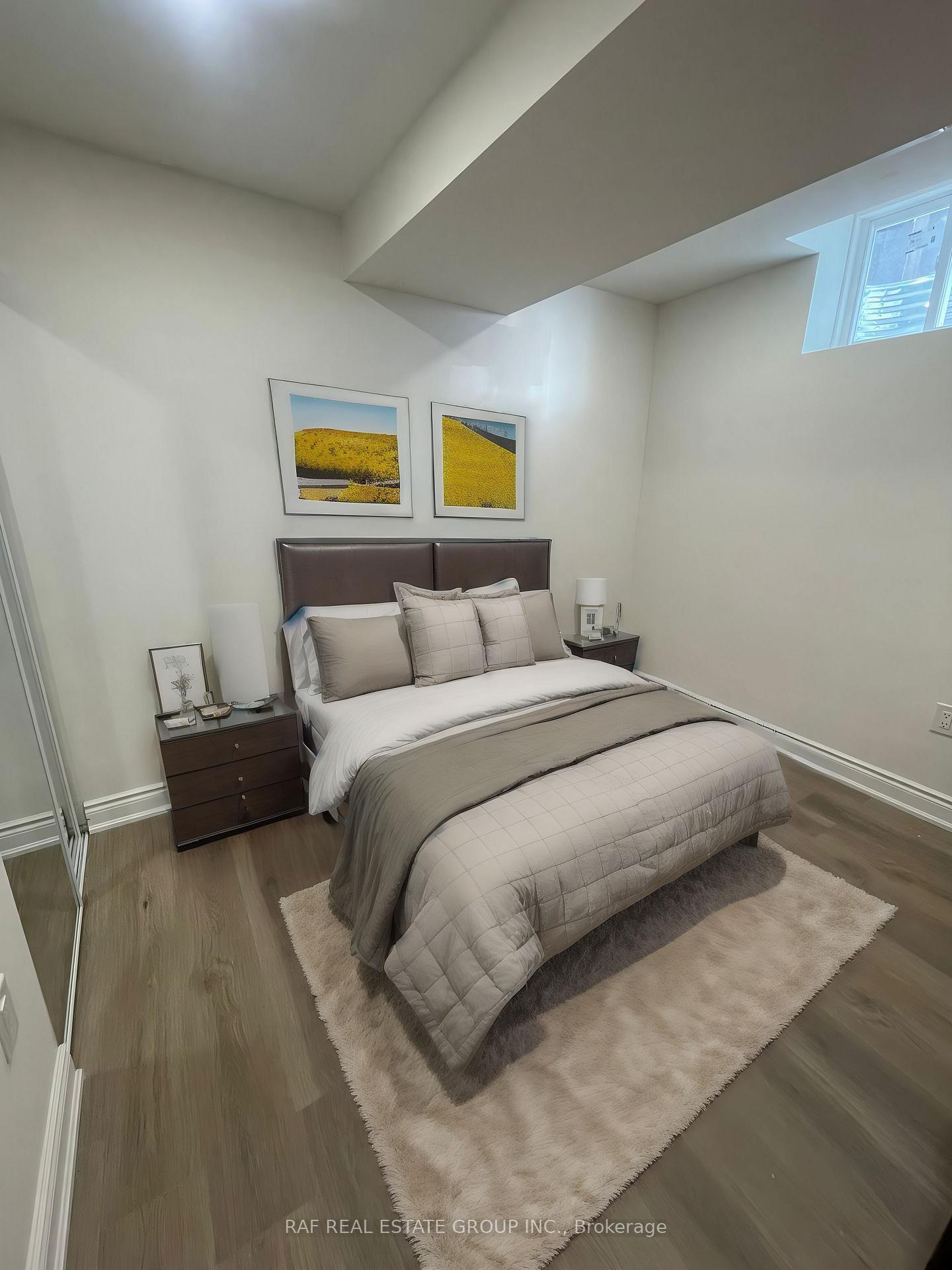 Photo 3 of 1067 Easterbrook Crescent, Milton, Coates — HOMEH
