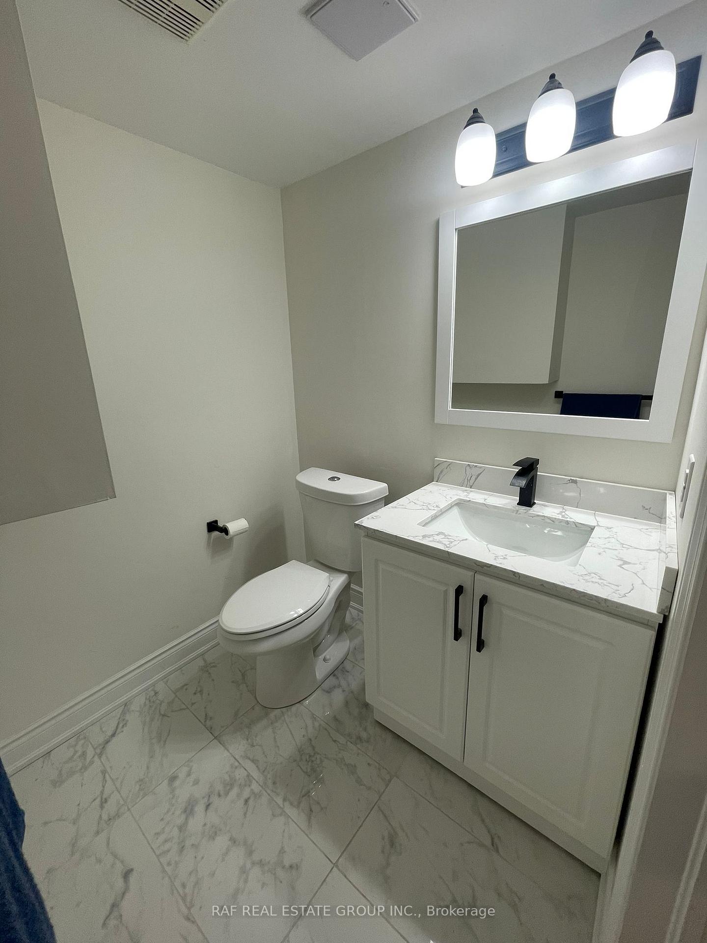 Photo 5 of 1067 Easterbrook Crescent, Milton, Coates — HOMEH