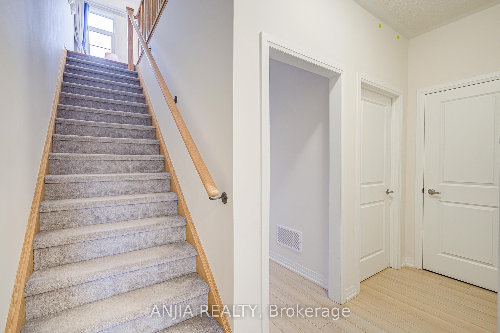 Photo 3 of 3 Carneros Way, Markham, Cedar Grove — HOMEH