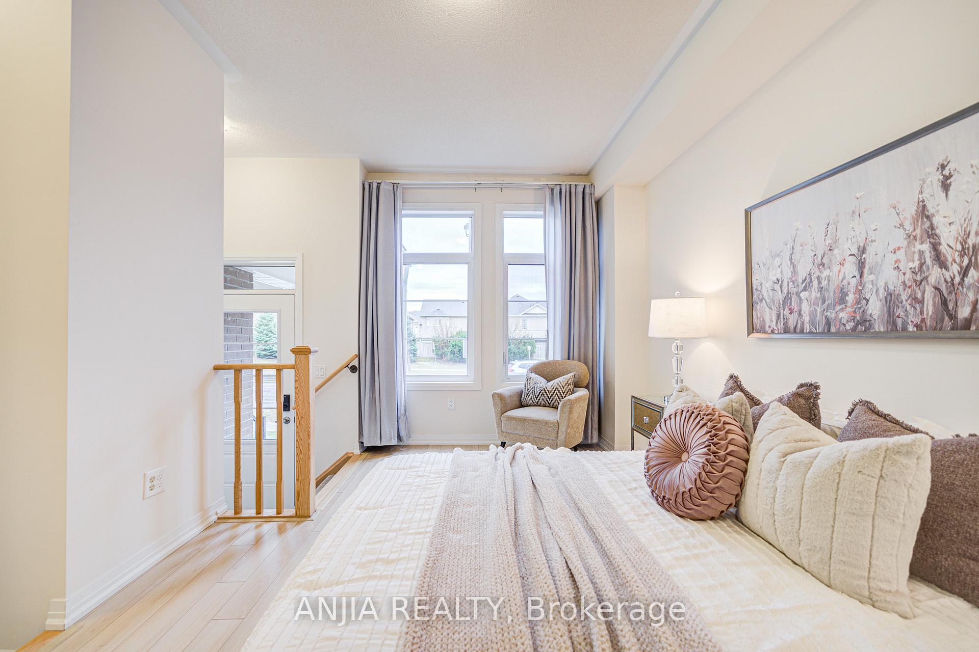 Photo 7 of 3 Carneros Way, Markham, Cedar Grove — HOMEH