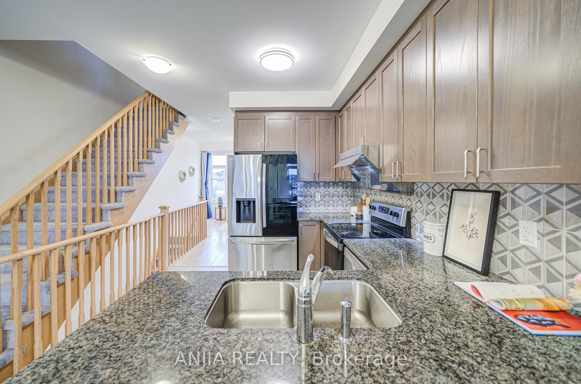 Photo 23 of 3 Carneros Way, Markham, Cedar Grove — HOMEH