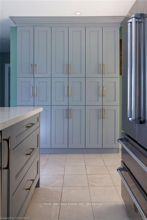 Photo 9 of Unit Upper, 16 Verona Place, Hamilton, Buchanan — HOMEH