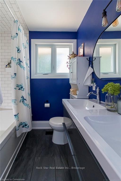 Photo 13 of Unit Upper, 16 Verona Place, Hamilton, Buchanan — HOMEH