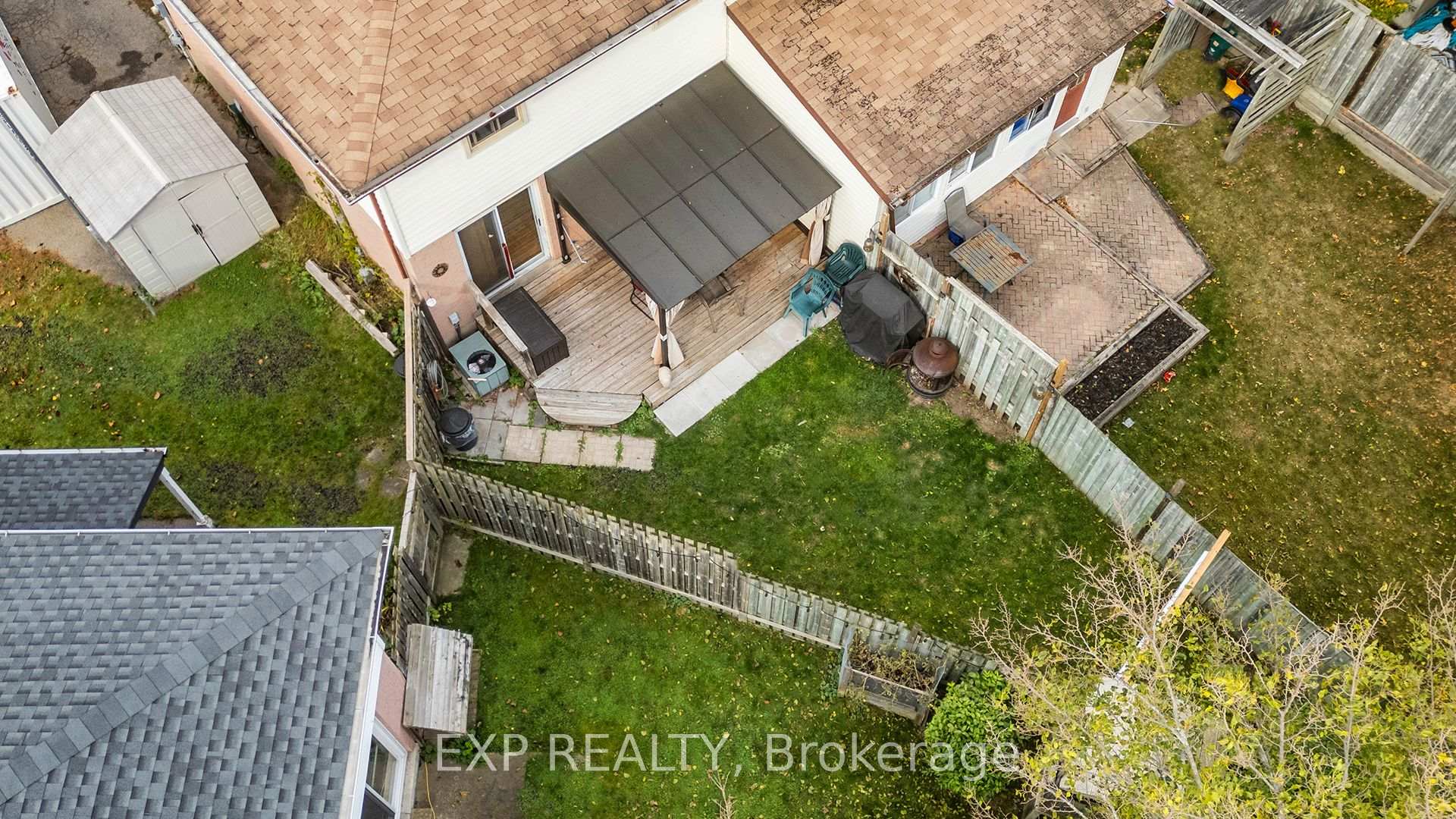 Photo 19 of 9 Harvest Court, Kitchener — HOMEH