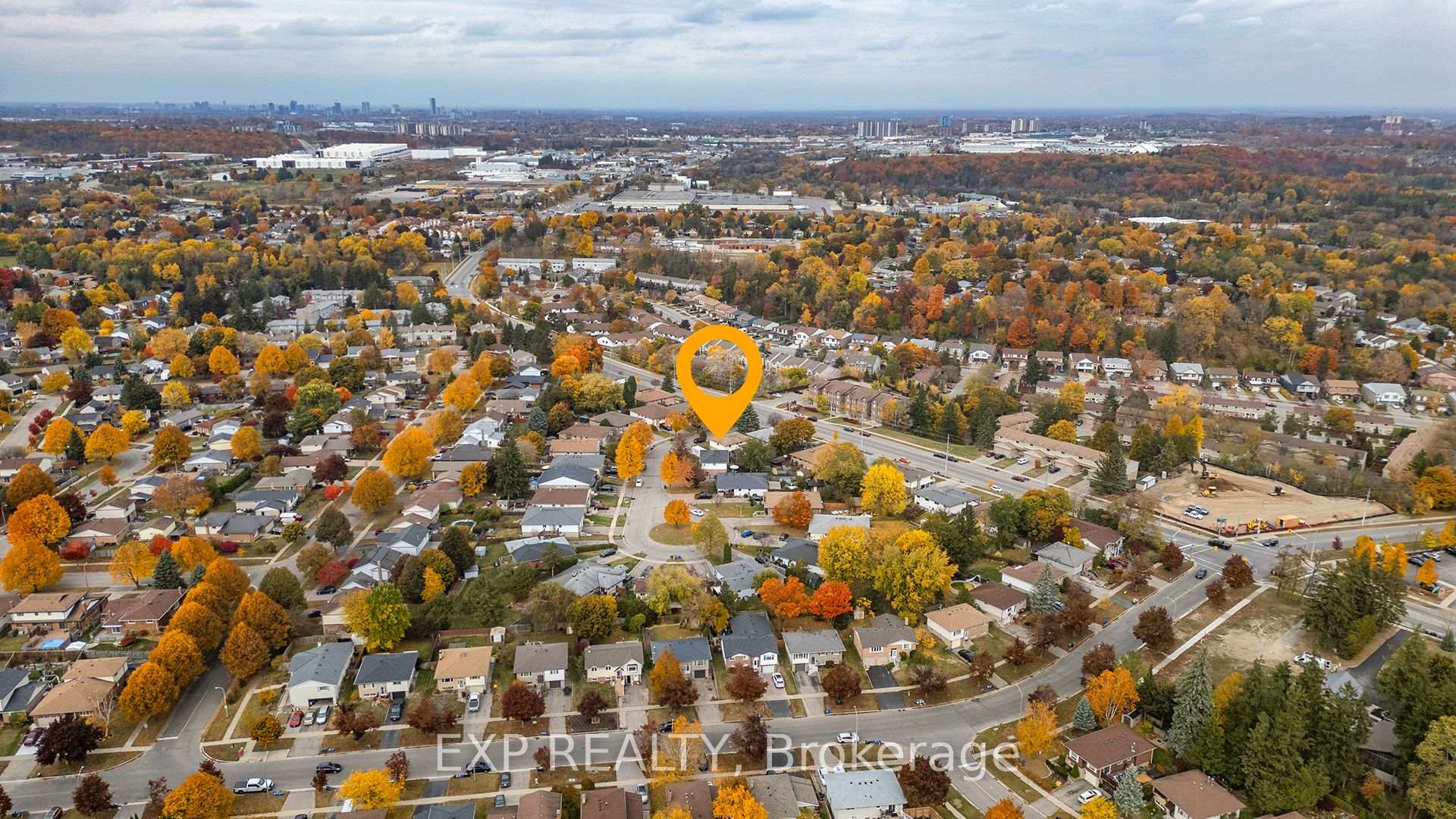 Photo 22 of 9 Harvest Court, Kitchener — HOMEH
