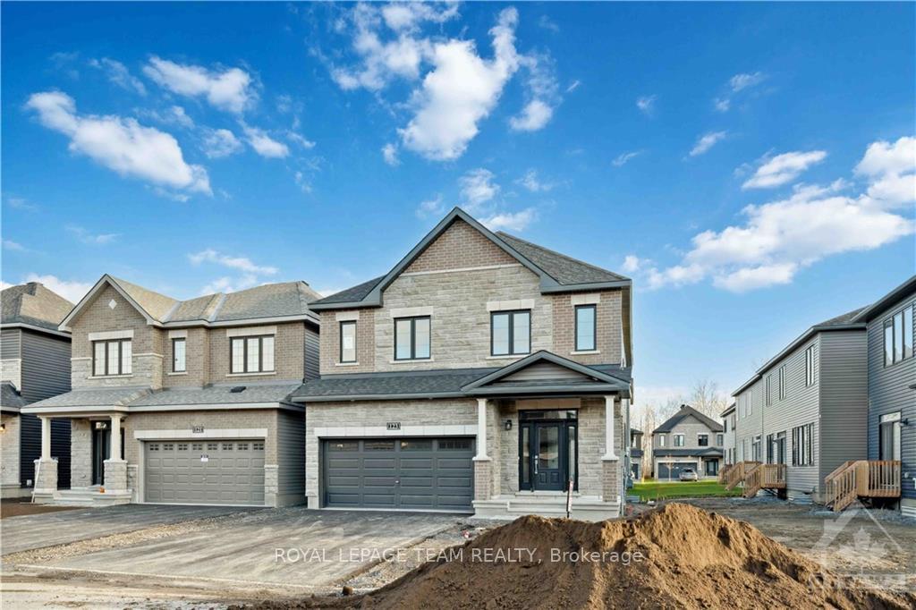 Photo 2 of 123 Gosling Crescent, Ottawa, Kanata - Morgan's Grant/South March — HOMEH