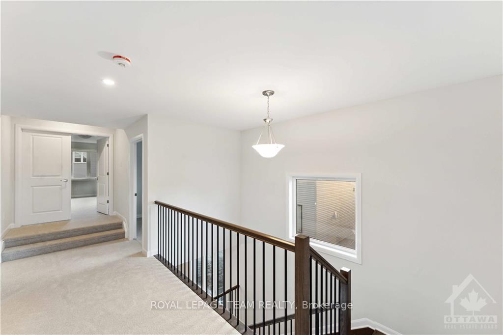 Photo 13 of 123 Gosling Crescent, Ottawa, Kanata - Morgan's Grant/South March — HOMEH