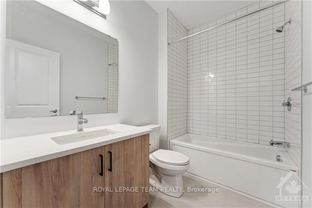 Photo 18 of 123 Gosling Crescent, Ottawa, Kanata - Morgan's Grant/South March — HOMEH
