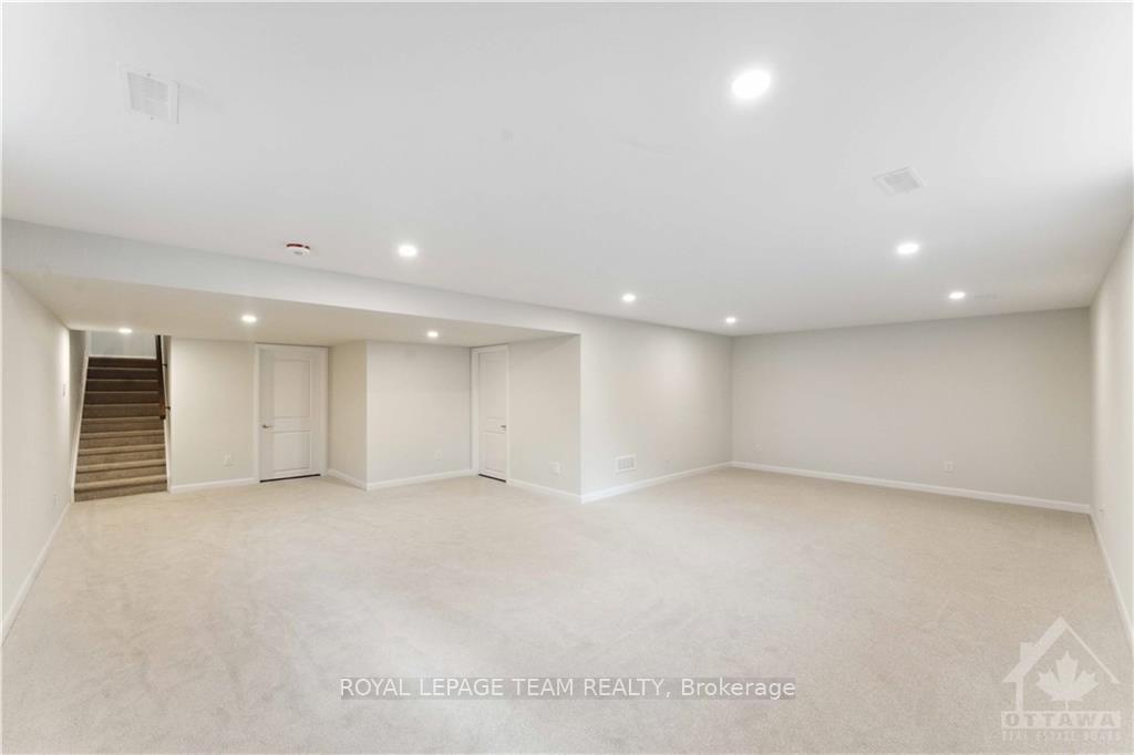Photo 27 of 123 Gosling Crescent, Ottawa, Kanata - Morgan's Grant/South March — HOMEH