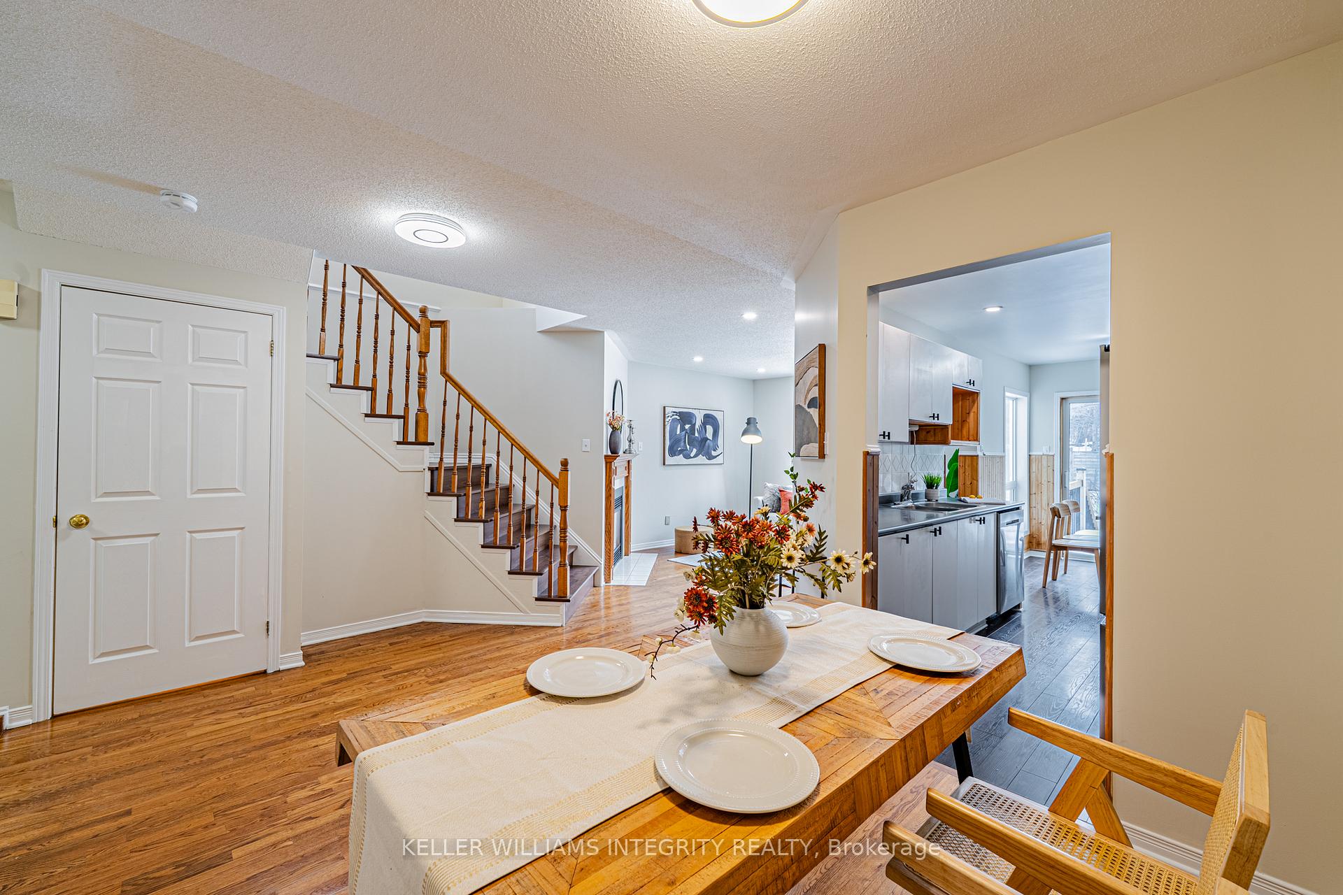 Photo 6 of 17 Jackman Terrace, Ottawa, Kanata - Katimavik — HOMEH