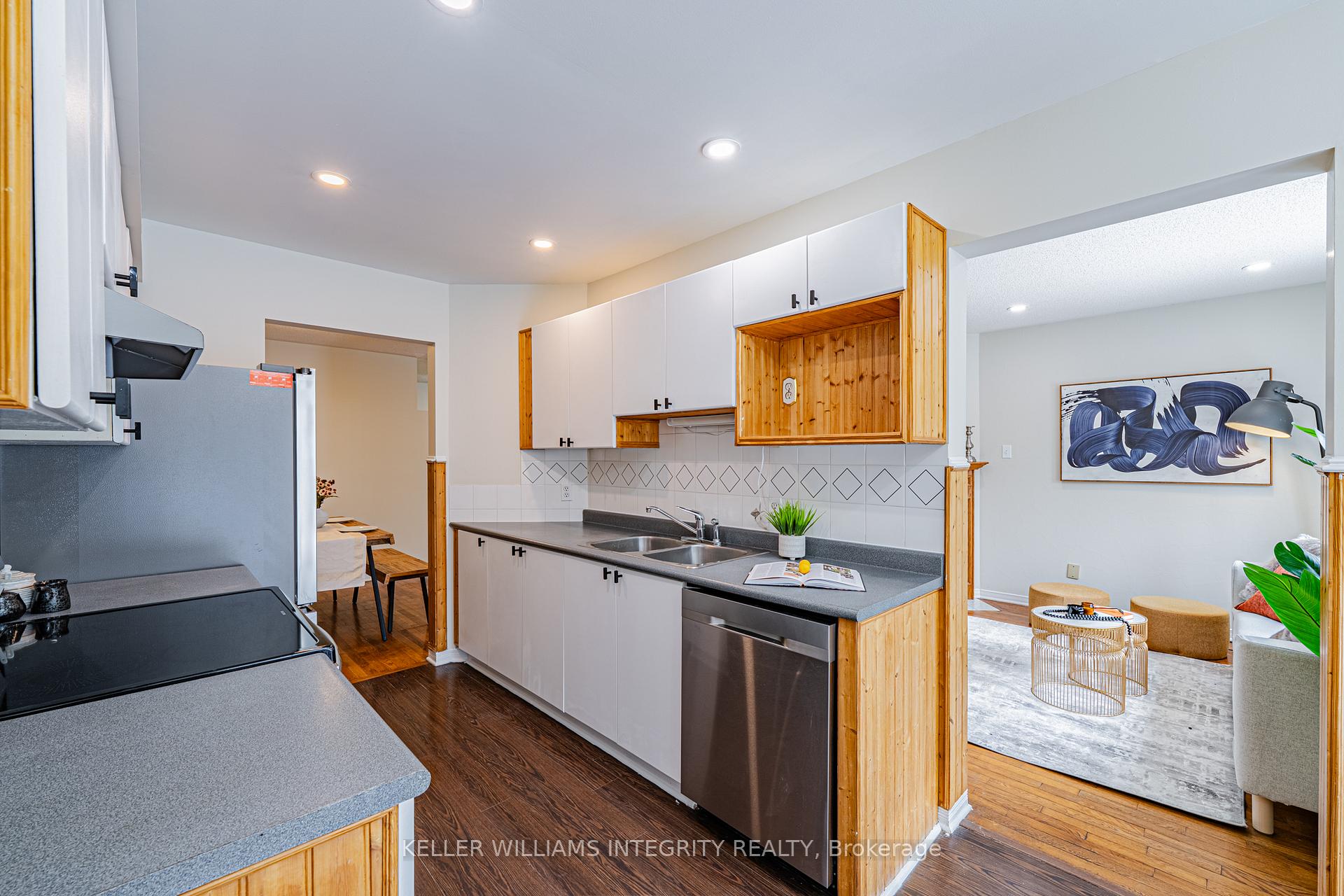 Photo 12 of 17 Jackman Terrace, Ottawa, Kanata - Katimavik — HOMEH