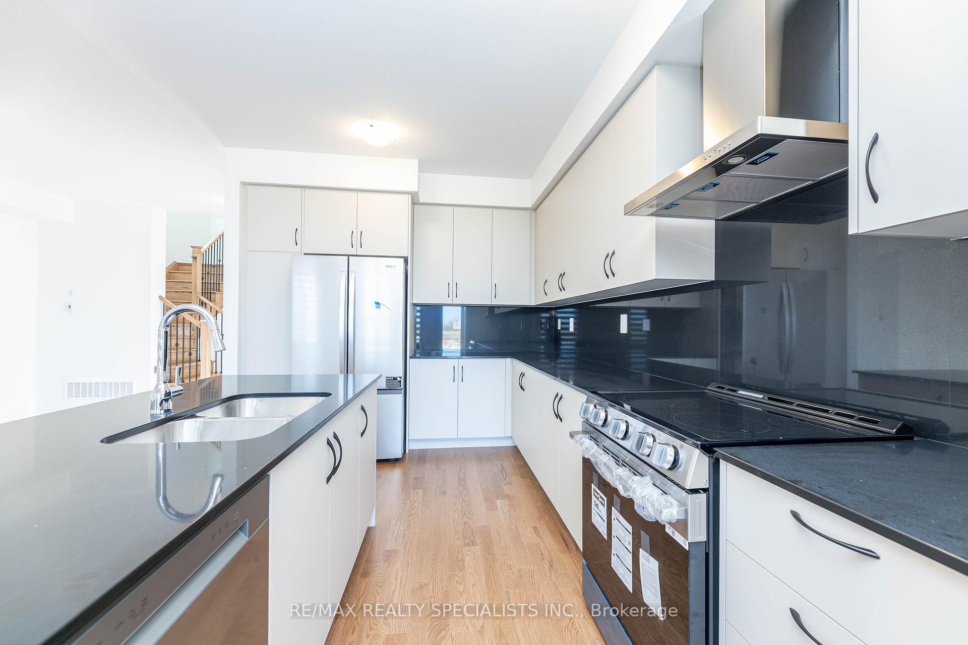 Photo 8 of 1481 Savoline Boulevard, Milton, Walker — HOMEH
