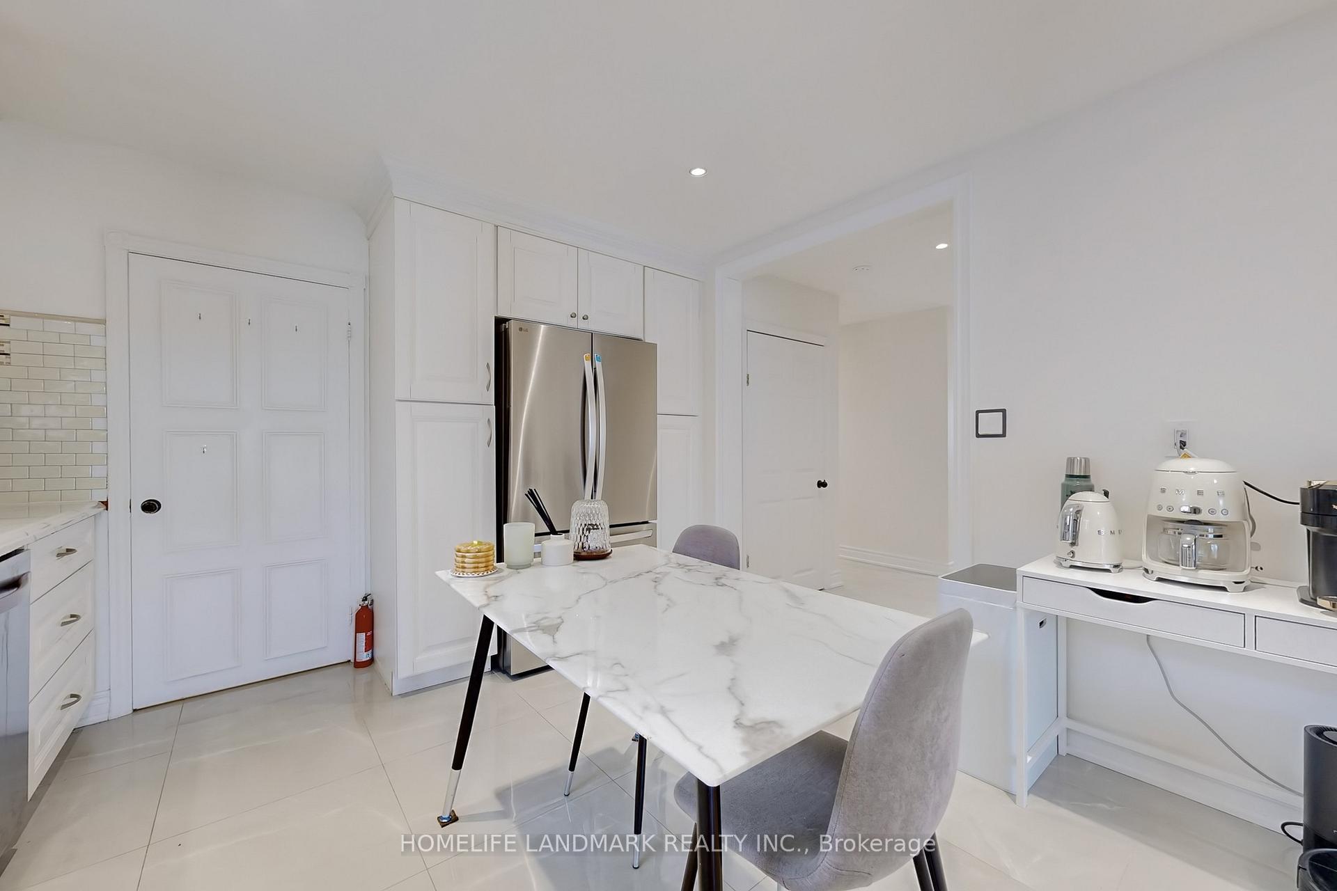 Photo 13 of 1 Valleycrest Avenue, Markham, Bullock — HOMEH