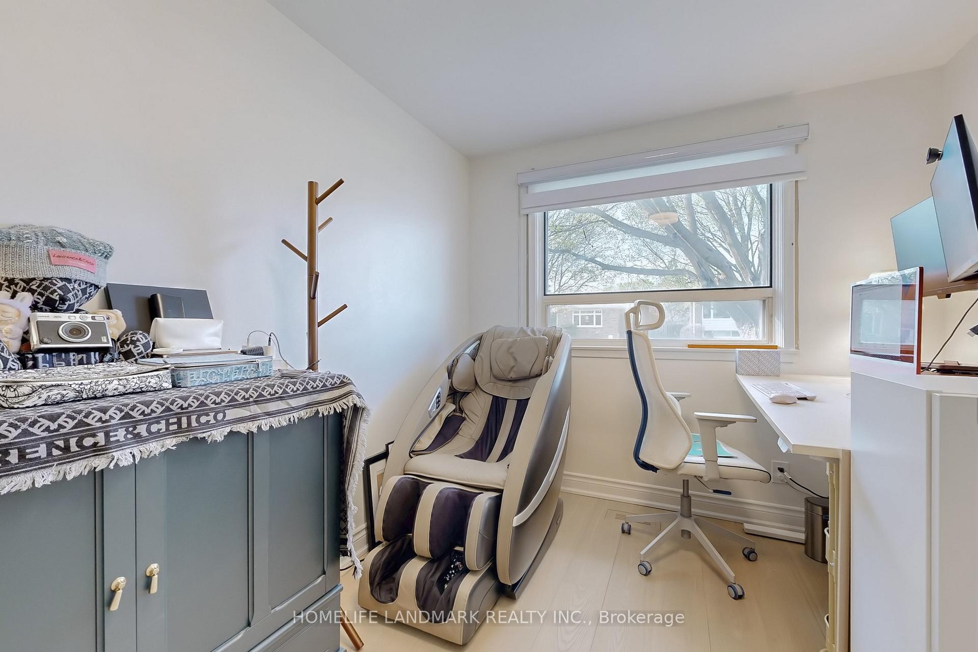 Photo 15 of 1 Valleycrest Avenue, Markham, Bullock — HOMEH