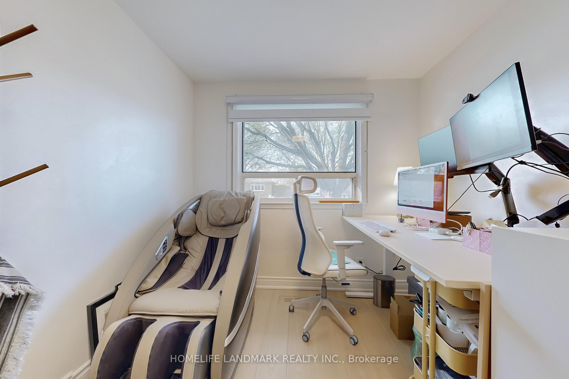 Photo 16 of 1 Valleycrest Avenue, Markham, Bullock — HOMEH