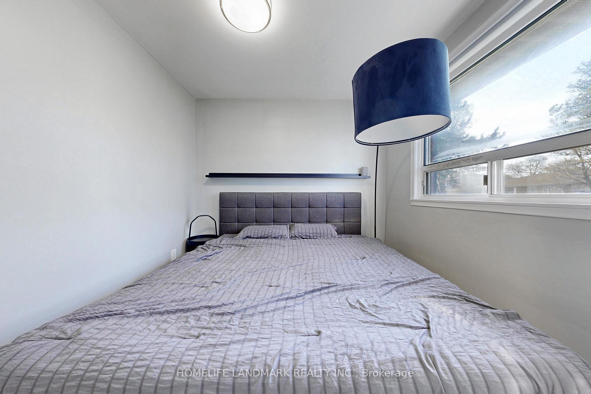 Photo 25 of 1 Valleycrest Avenue, Markham, Bullock — HOMEH