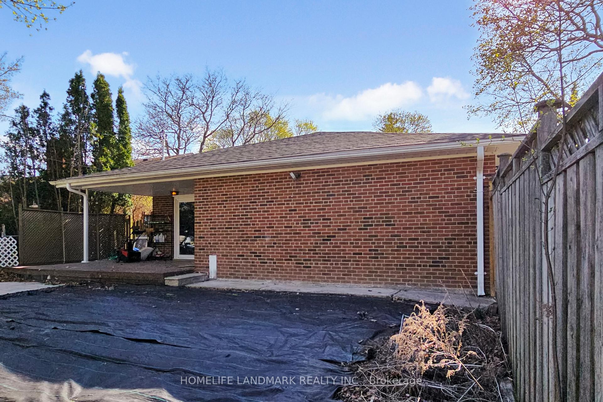 Photo 48 of 1 Valleycrest Avenue, Markham, Bullock — HOMEH