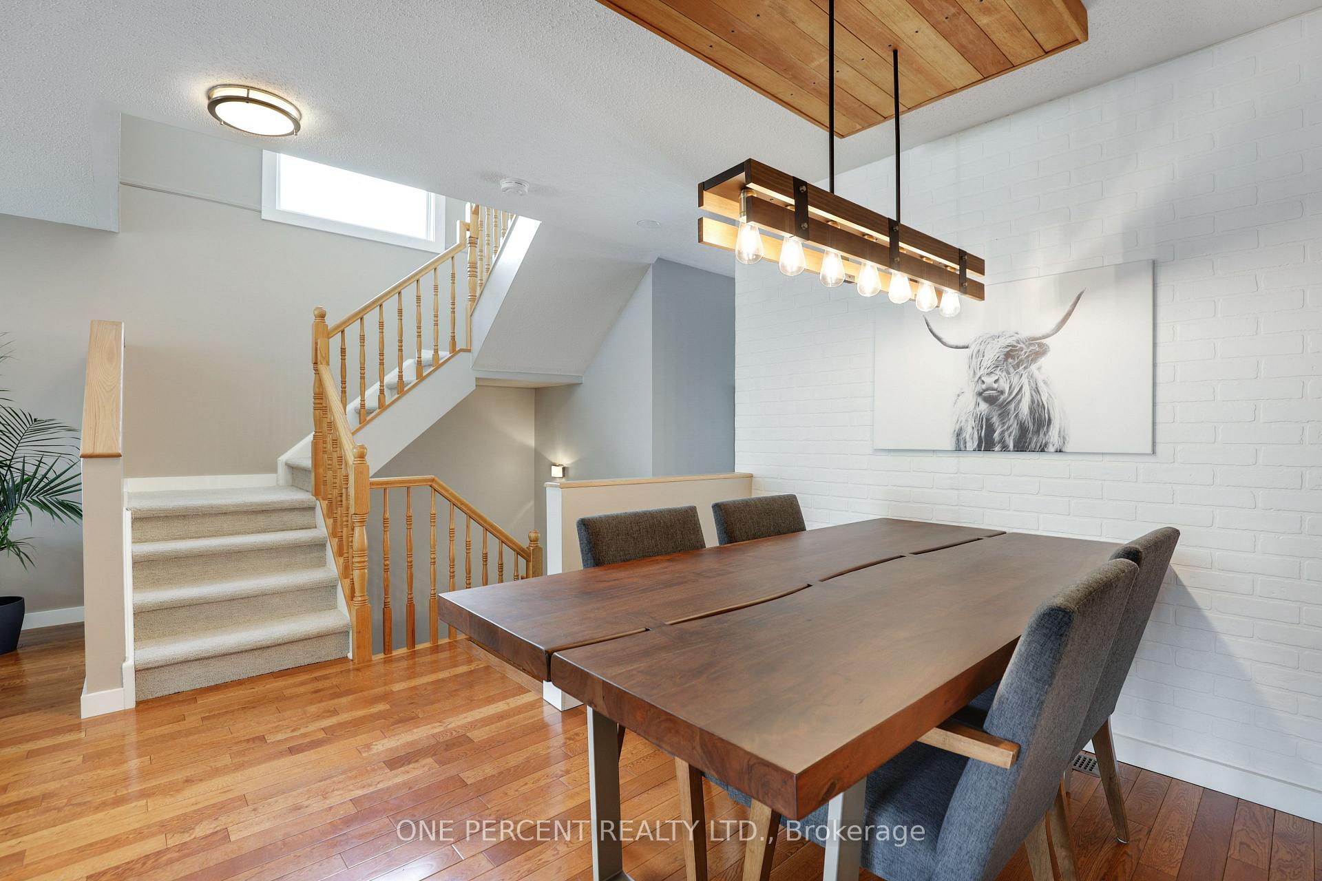 Photo 9 of 63 Sheppard's Glen Avenue, Ottawa, Kanata - Emerald Meadows/Trailwest — HOMEH