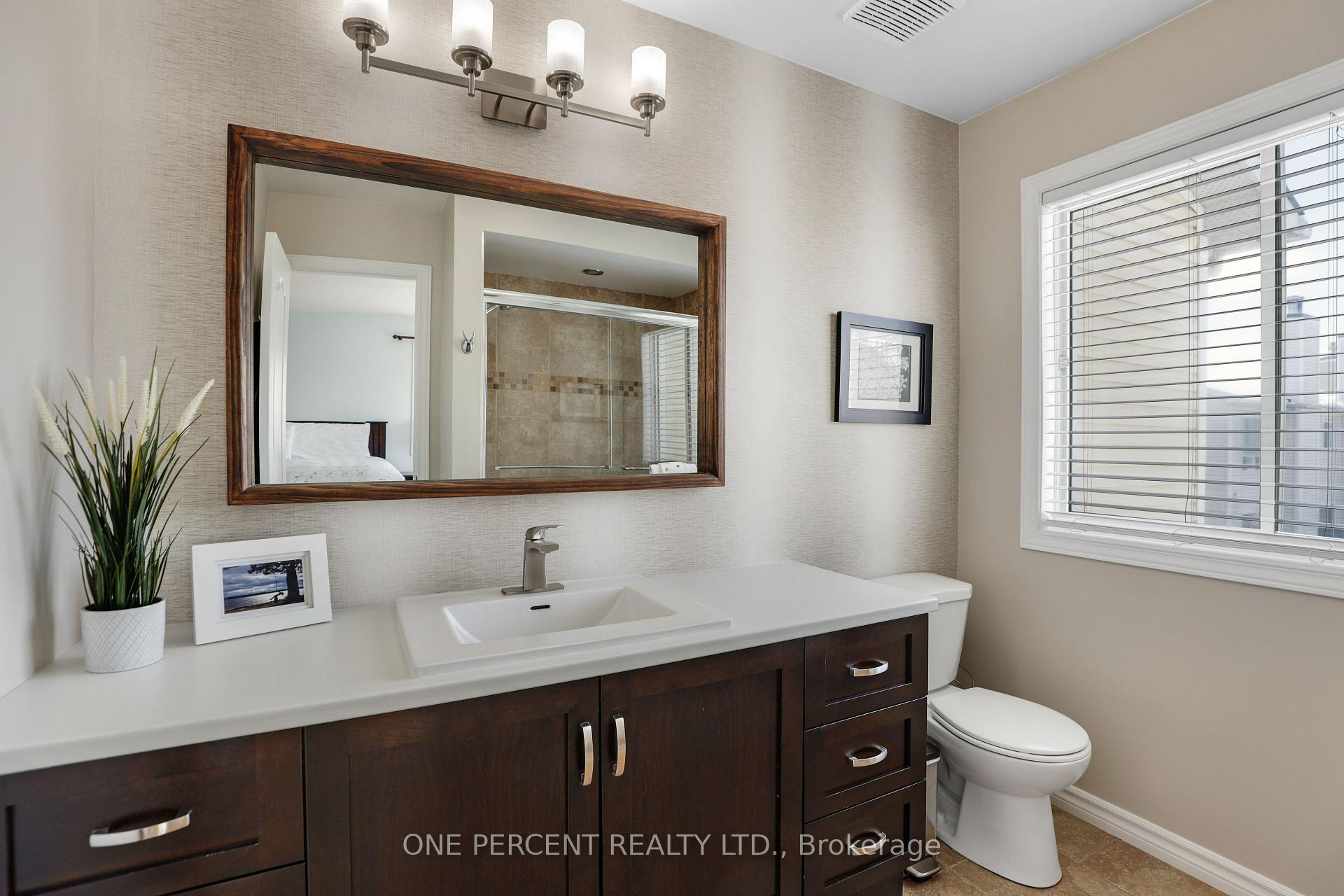 Photo 24 of 63 Sheppard's Glen Avenue, Ottawa, Kanata - Emerald Meadows/Trailwest — HOMEH