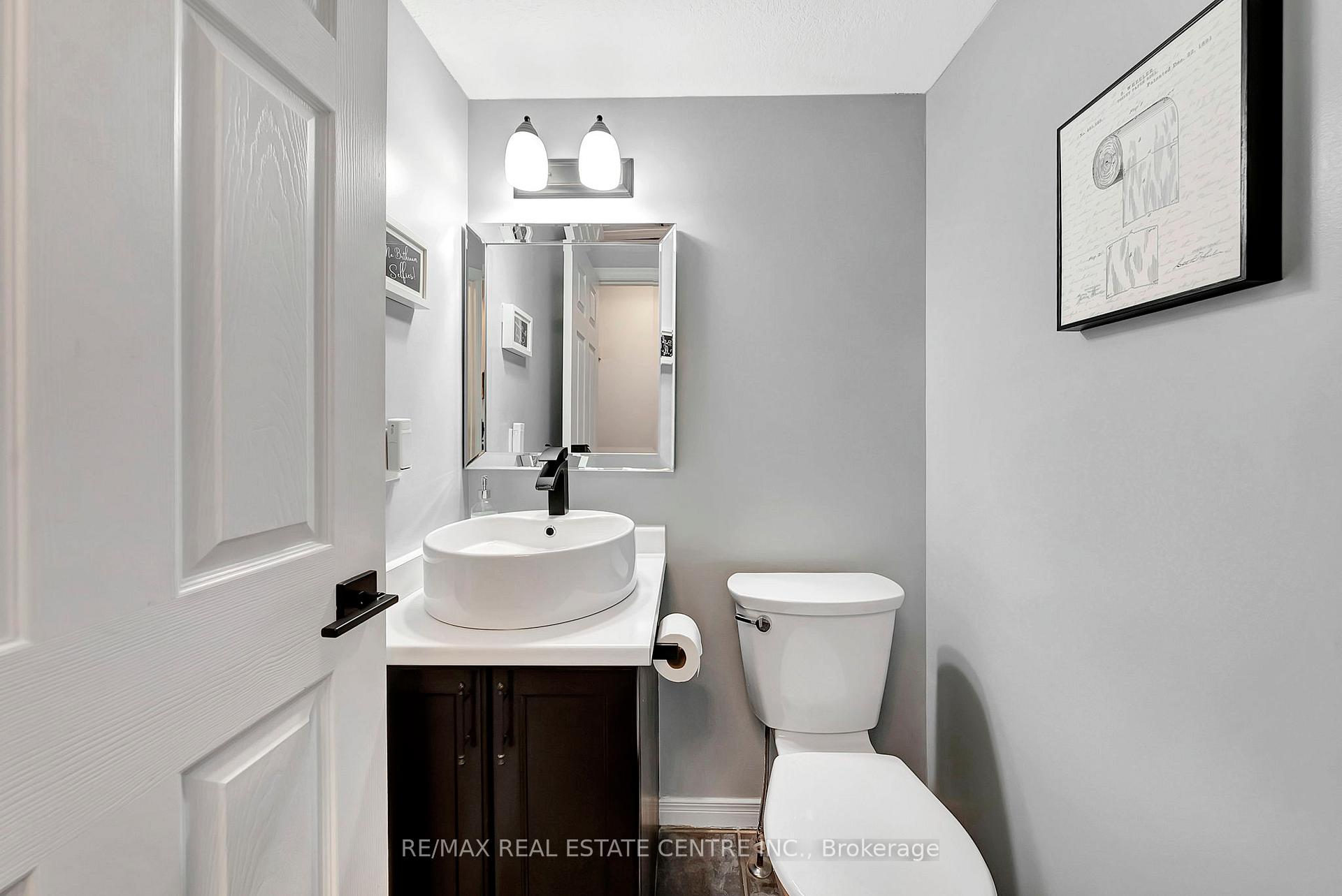 Photo 20 of 62 Brandy Crescent, Kitchener — HOMEH