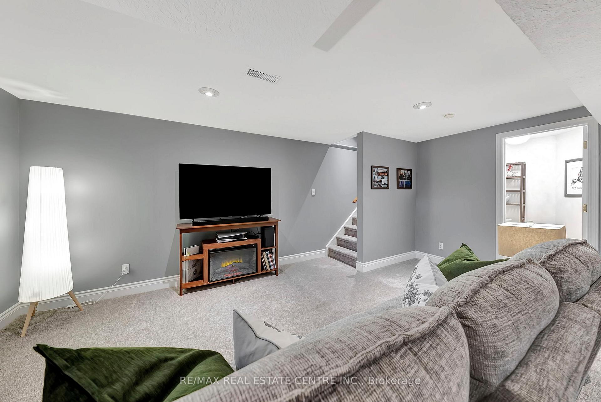 Photo 29 of 62 Brandy Crescent, Kitchener — HOMEH