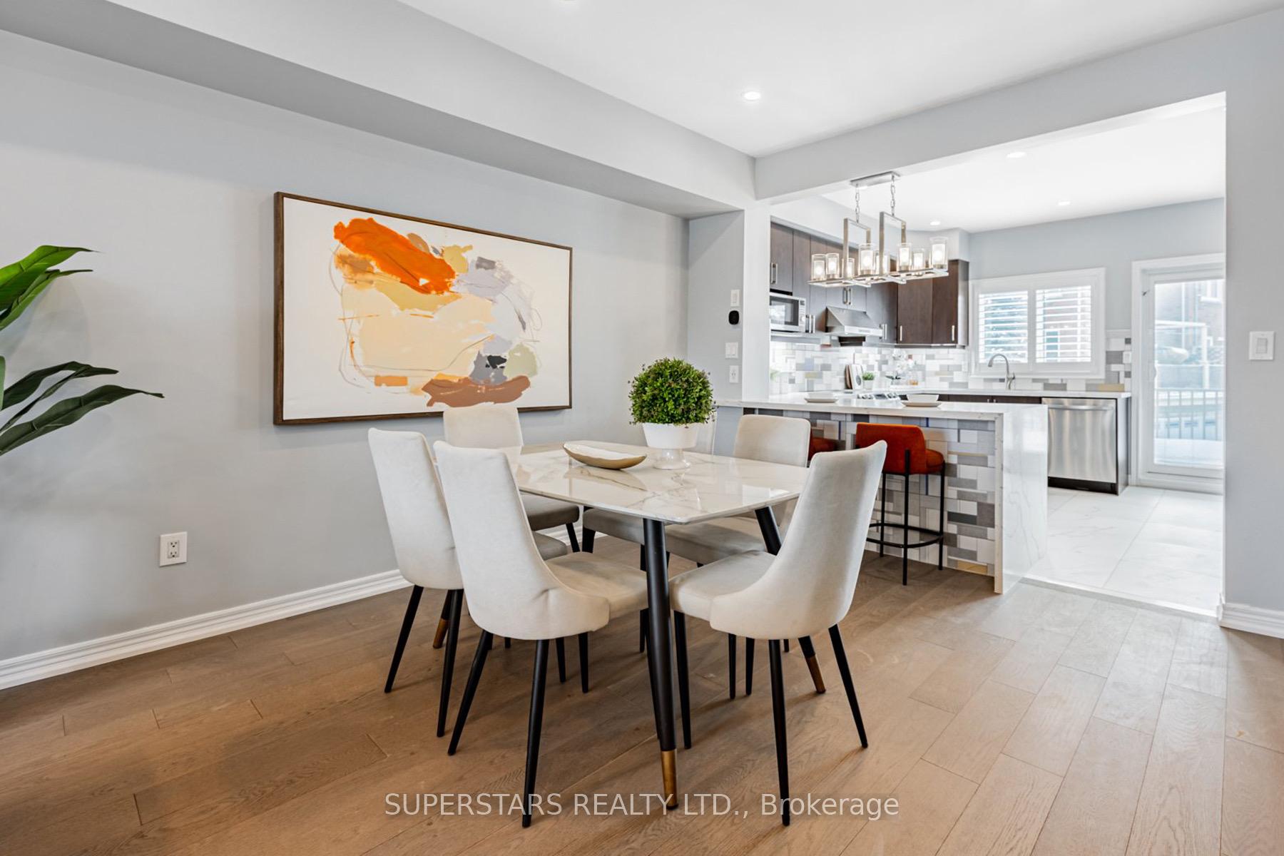 Photo 5 of 74 Pond Drive, Markham, Commerce Valley — HOMEH