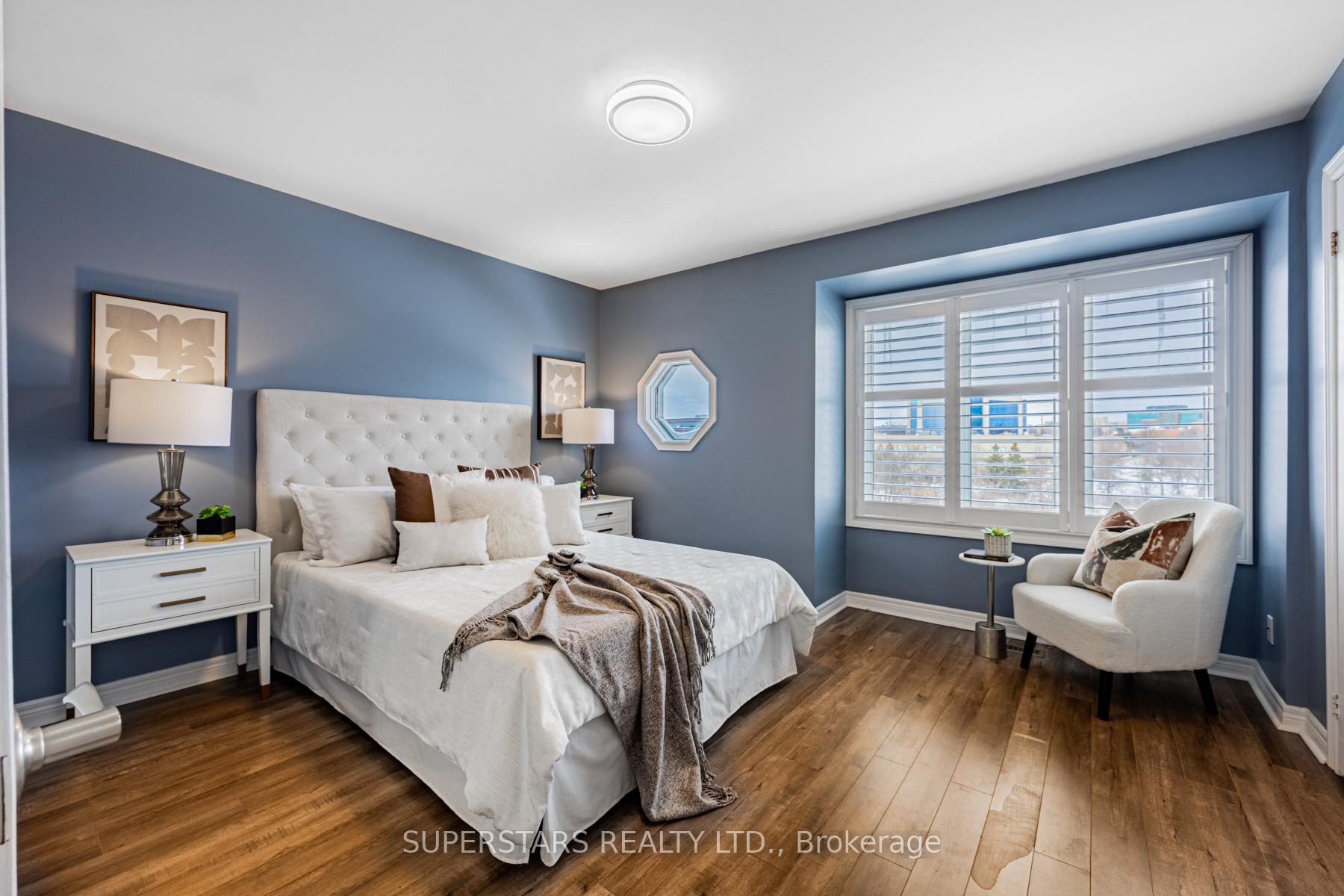 Photo 11 of 74 Pond Drive, Markham, Commerce Valley — HOMEH