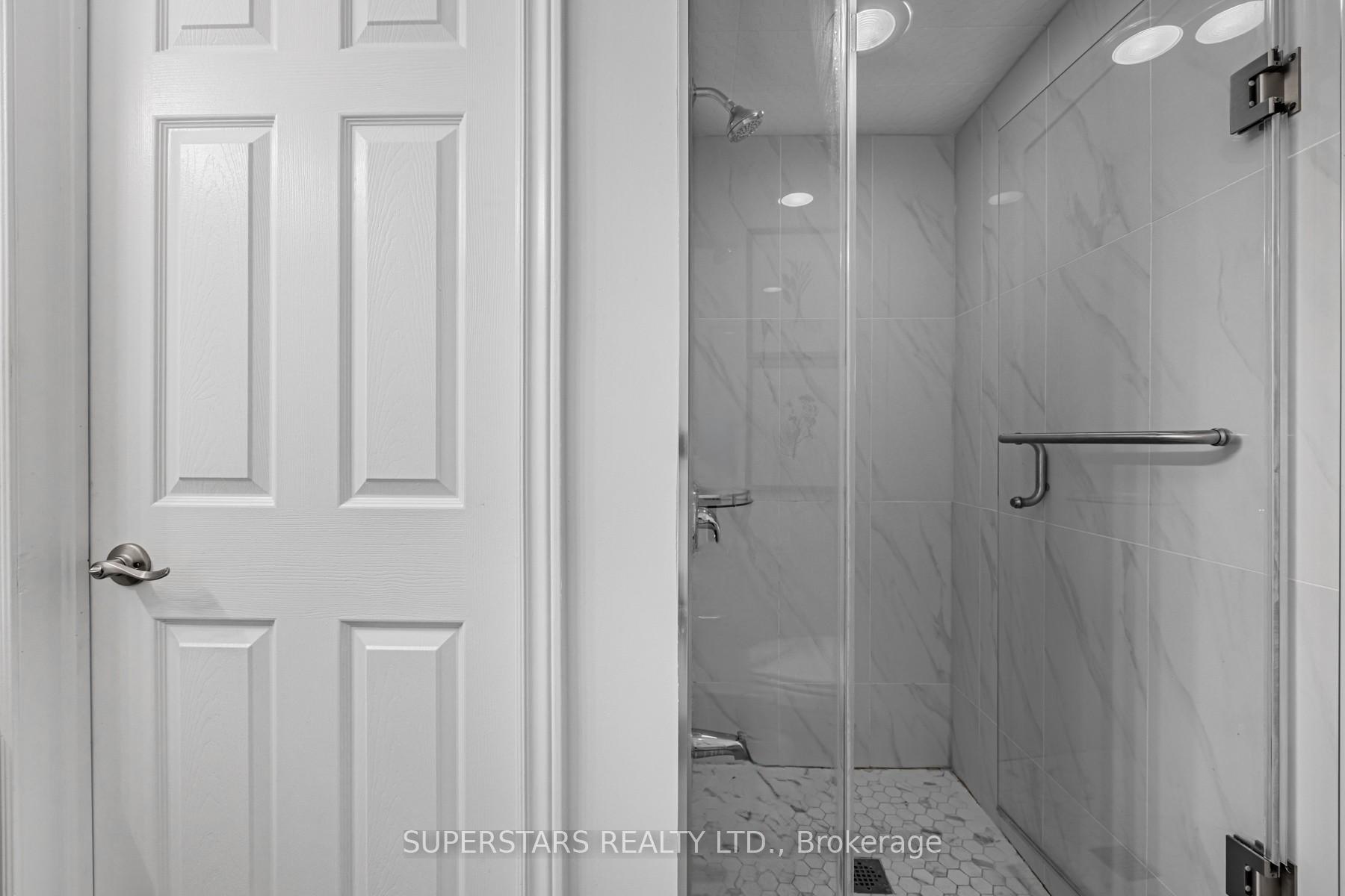 Photo 15 of 74 Pond Drive, Markham, Commerce Valley — HOMEH