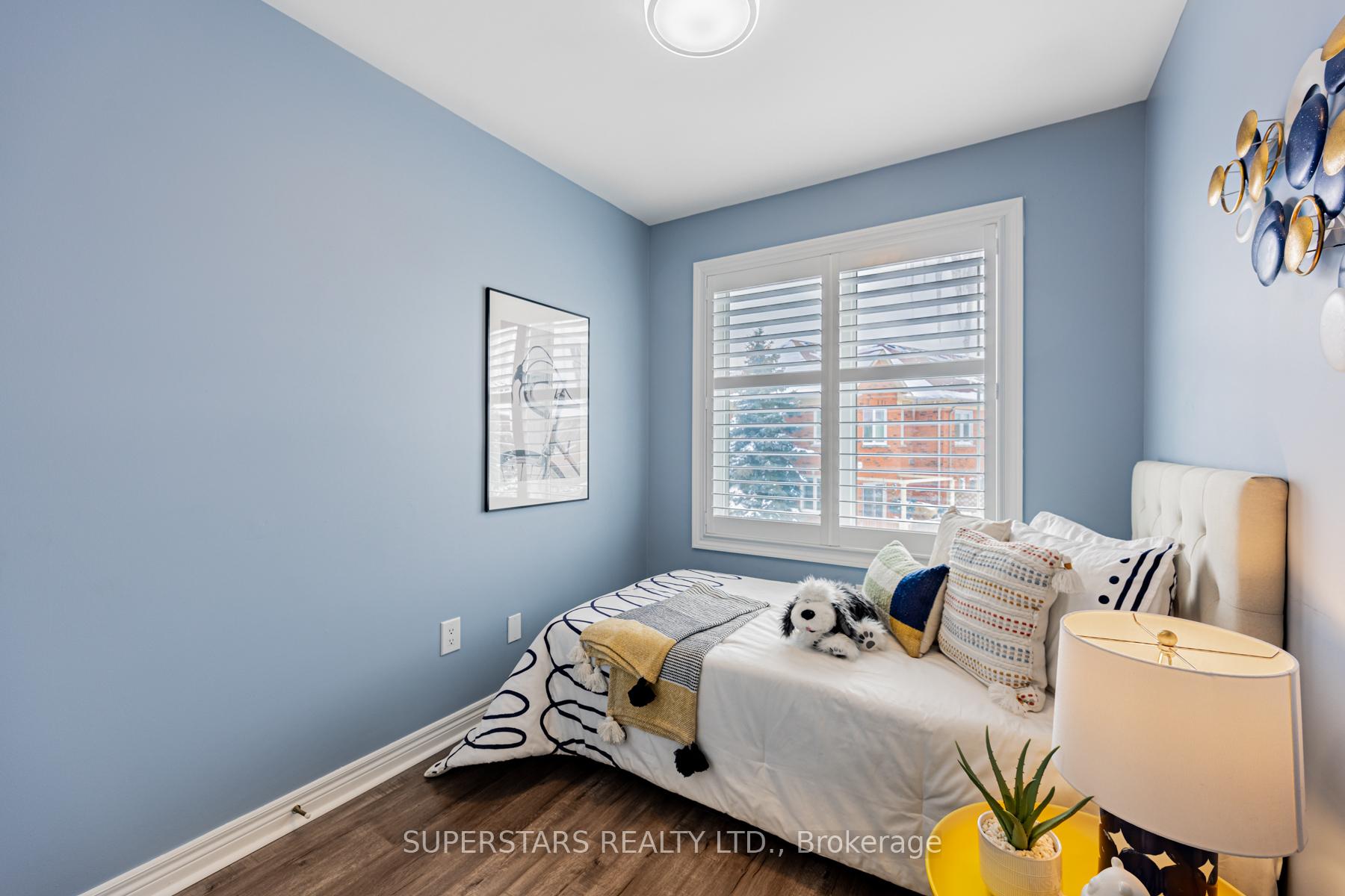 Photo 19 of 74 Pond Drive, Markham, Commerce Valley — HOMEH