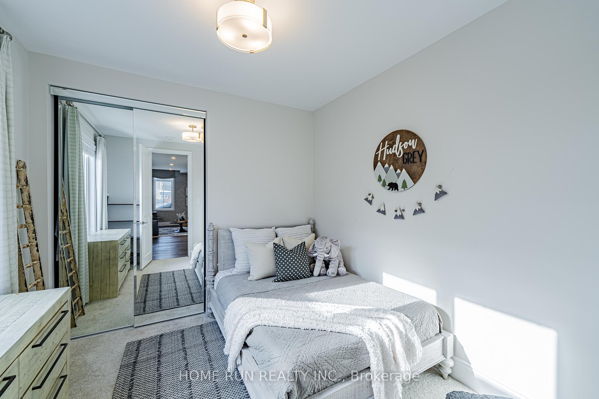 Photo 38 of 714 Rouncey Road, Ottawa, Kanata - Emerald Meadows/Trailwest — HOMEH