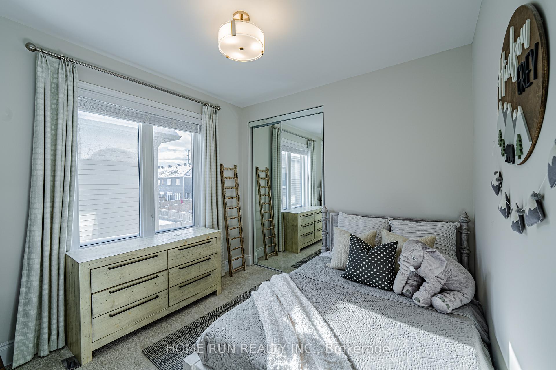 Photo 40 of 714 Rouncey Road, Ottawa, Kanata - Emerald Meadows/Trailwest — HOMEH