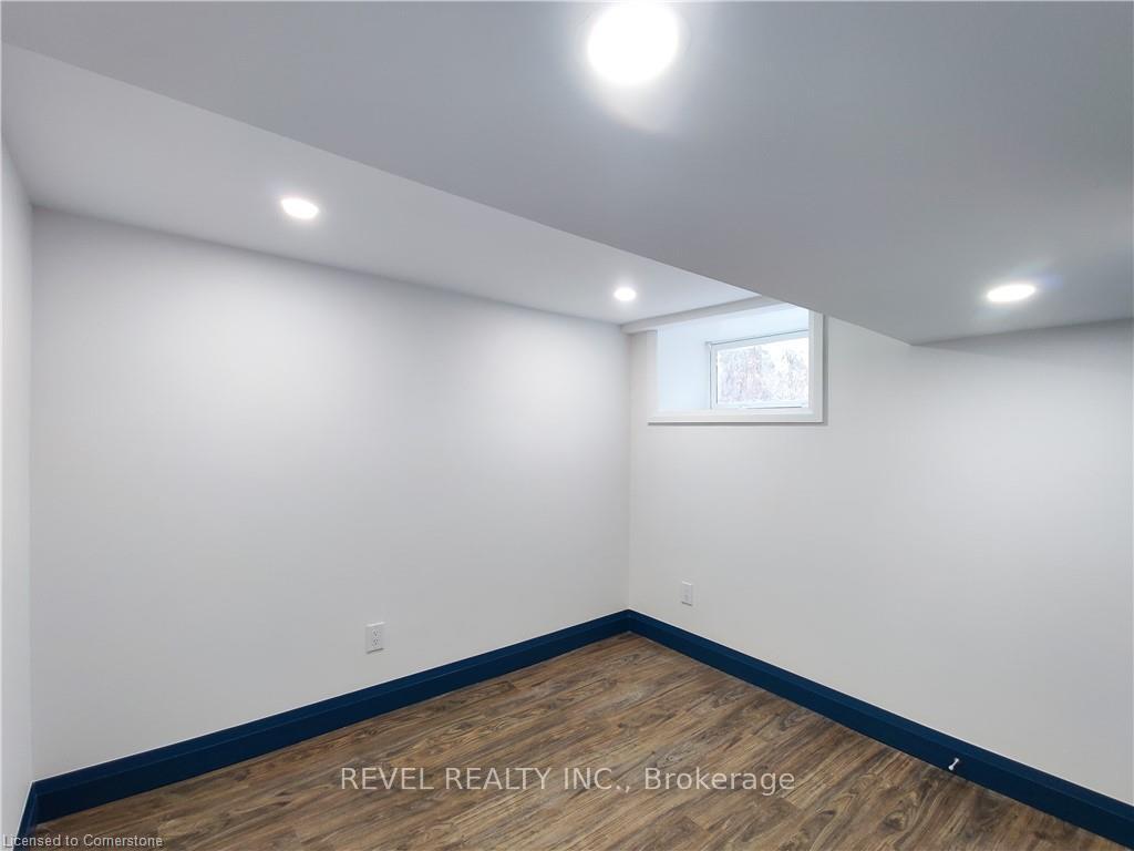 Photo 6 of Unit 3, 134 Ontario Avenue, Hamilton, Stinson — HOMEH