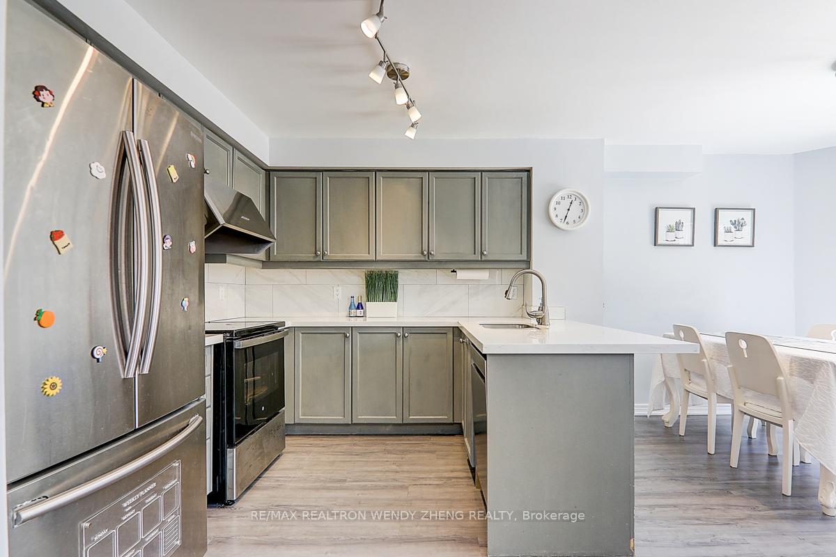Photo 15 of 15 Autumnglen Road, Markham, Greensborough — HOMEH