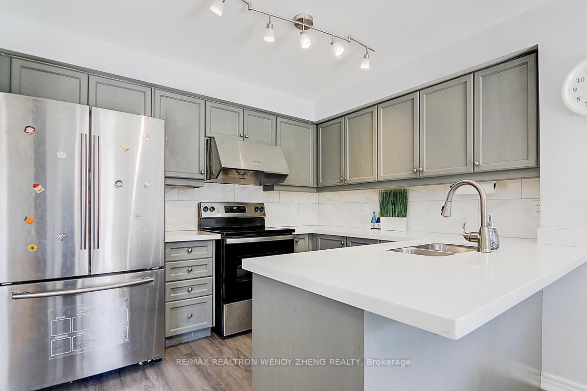 Photo 17 of 15 Autumnglen Road, Markham, Greensborough — HOMEH