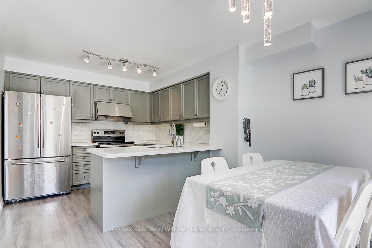 Photo 18 of 15 Autumnglen Road, Markham, Greensborough — HOMEH