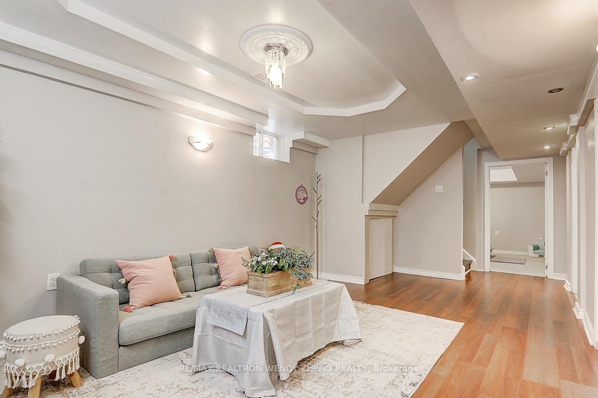 Photo 40 of 15 Autumnglen Road, Markham, Greensborough — HOMEH