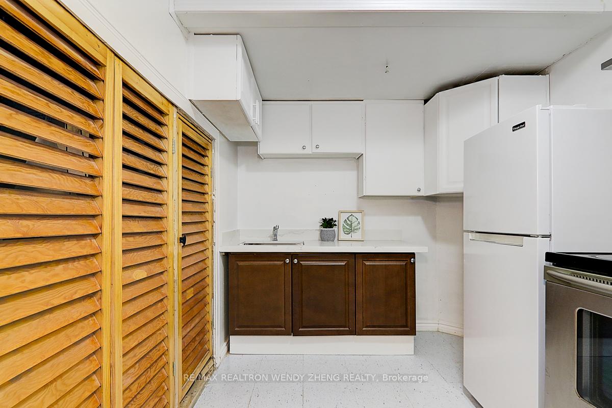Photo 42 of 15 Autumnglen Road, Markham, Greensborough — HOMEH