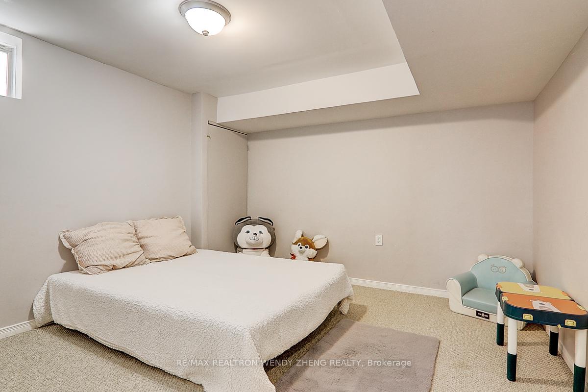 Photo 43 of 15 Autumnglen Road, Markham, Greensborough — HOMEH