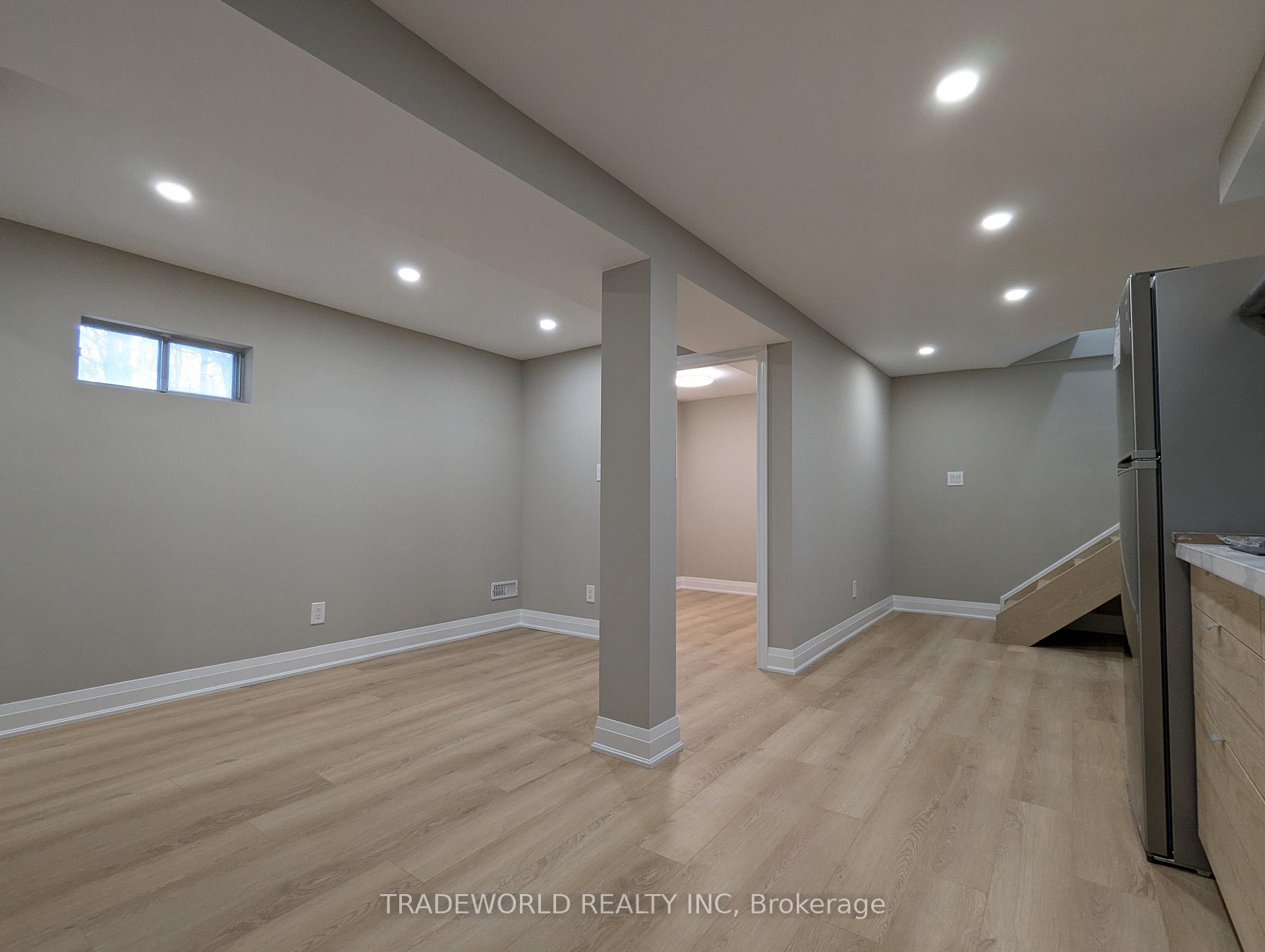 Photo 10 of 71 Ramona Boulevard, Markham, Markham Village — HOMEH