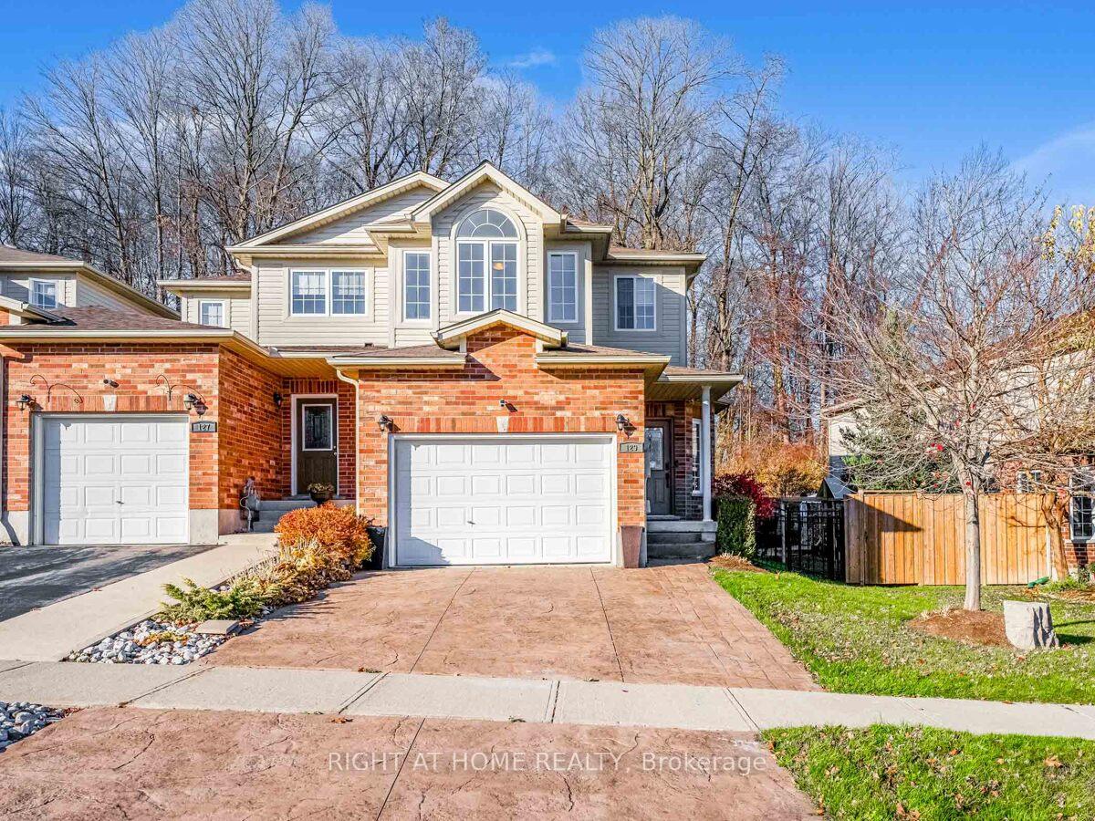 Photo 2 of 129 Upper Mercer Street, Kitchener — HOMEH