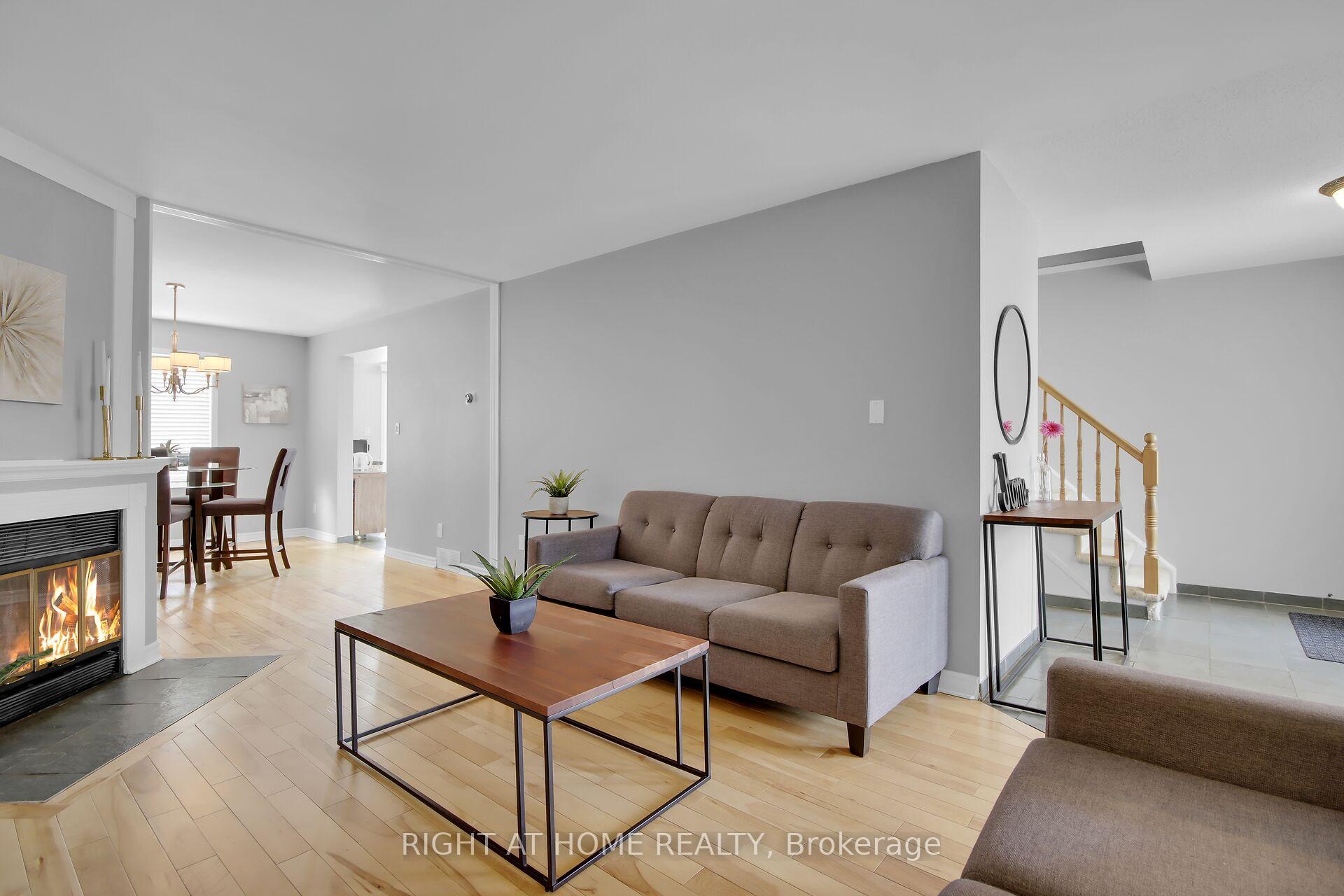 Photo 5 of 11 Hepburn Court, Ottawa, Kanata - Katimavik — HOMEH
