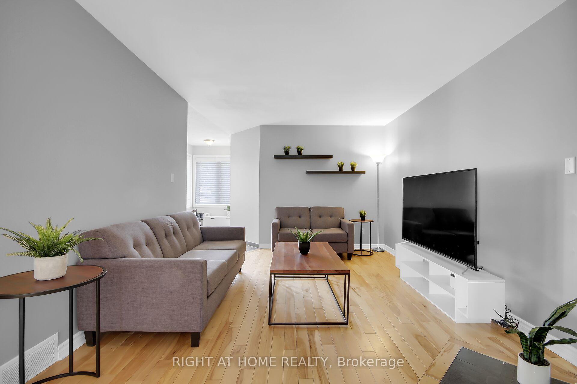 Photo 8 of 11 Hepburn Court, Ottawa, Kanata - Katimavik — HOMEH