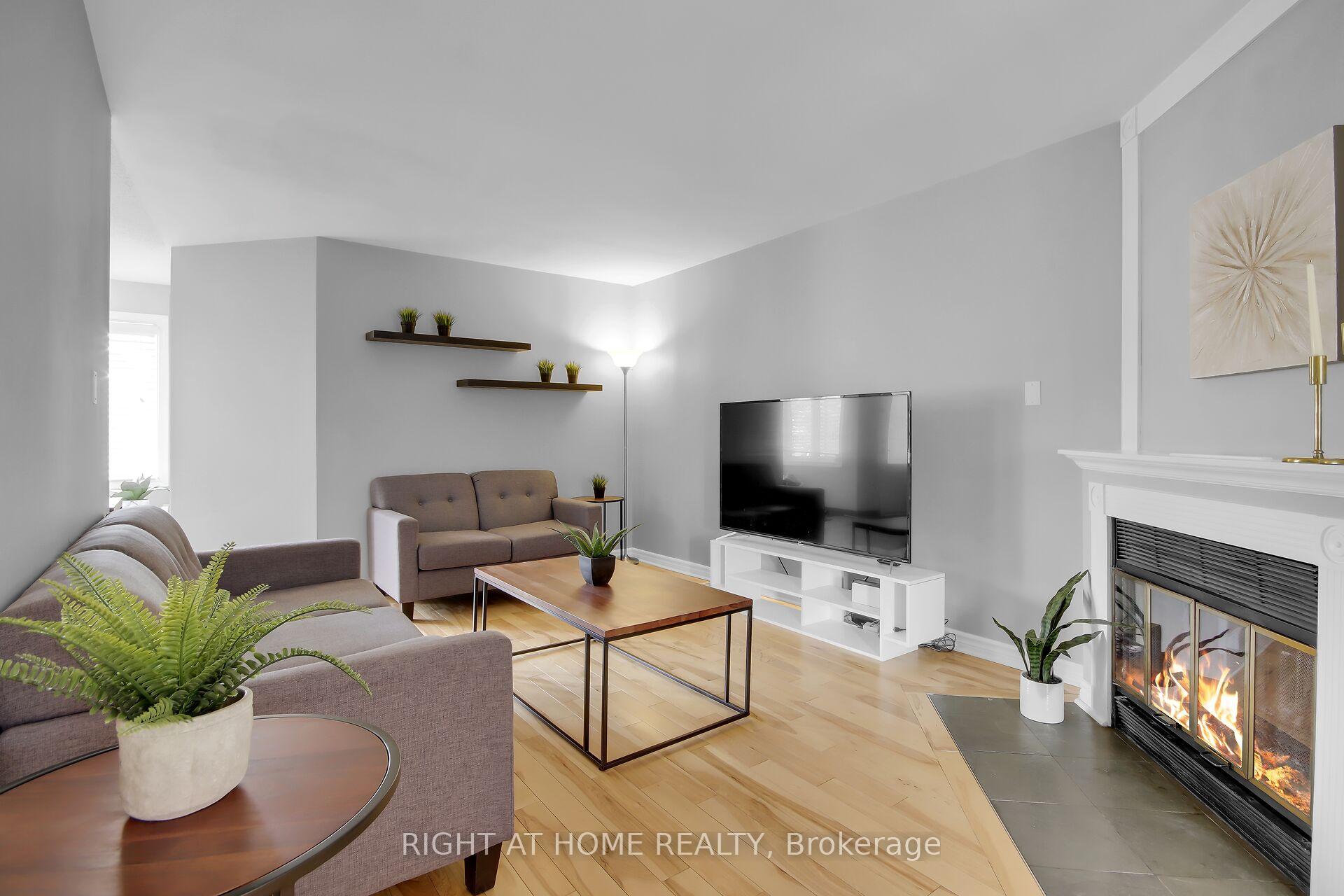 Photo 9 of 11 Hepburn Court, Ottawa, Kanata - Katimavik — HOMEH