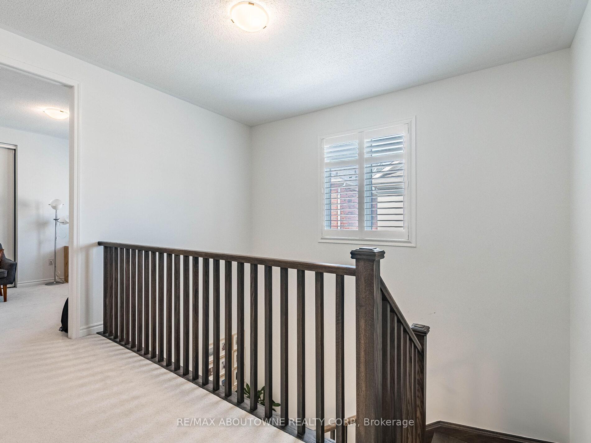 Photo 21 of 664 Aspen Terrace, Milton, Cobban — HOMEH