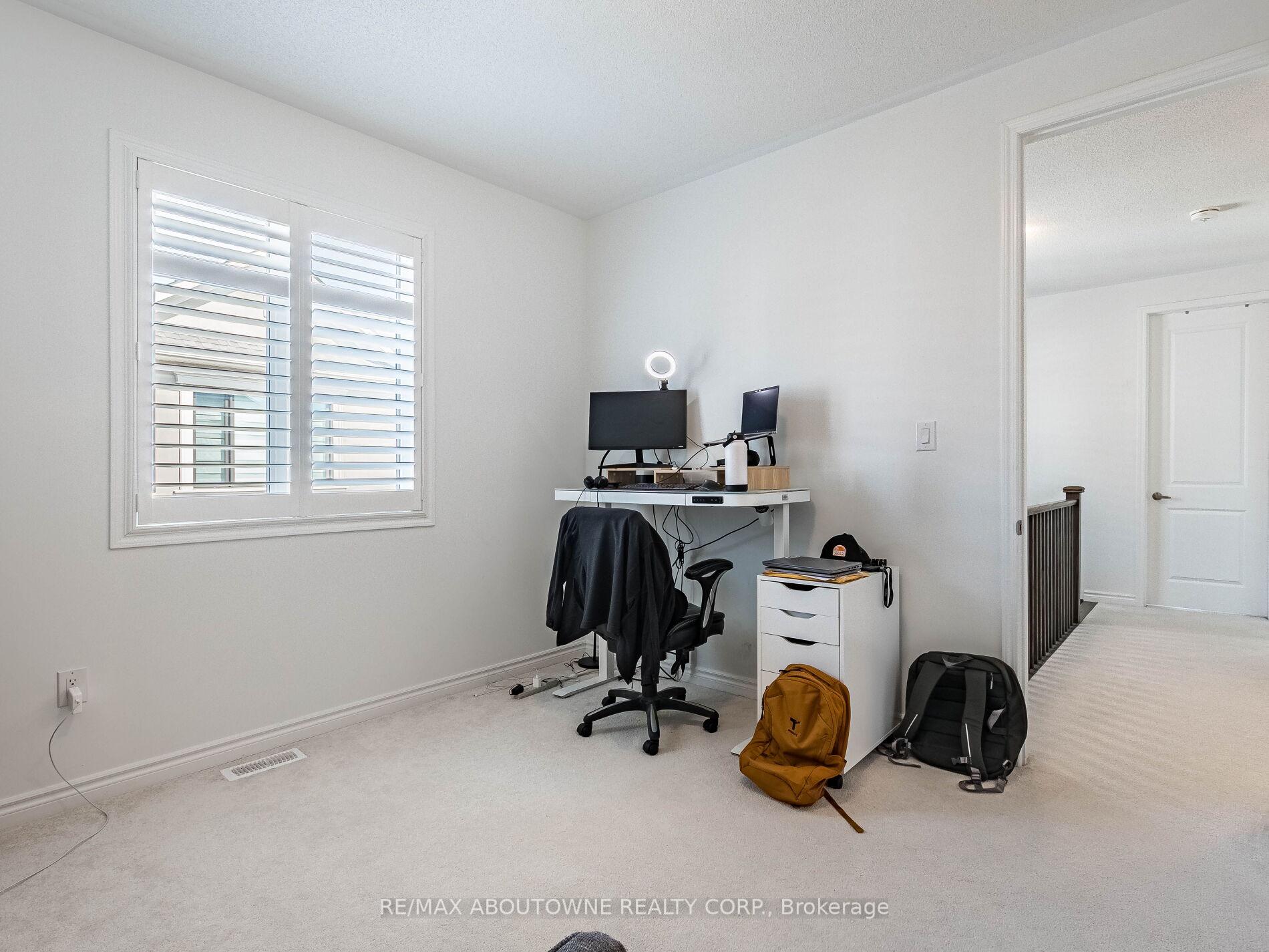 Photo 34 of 664 Aspen Terrace, Milton, Cobban — HOMEH