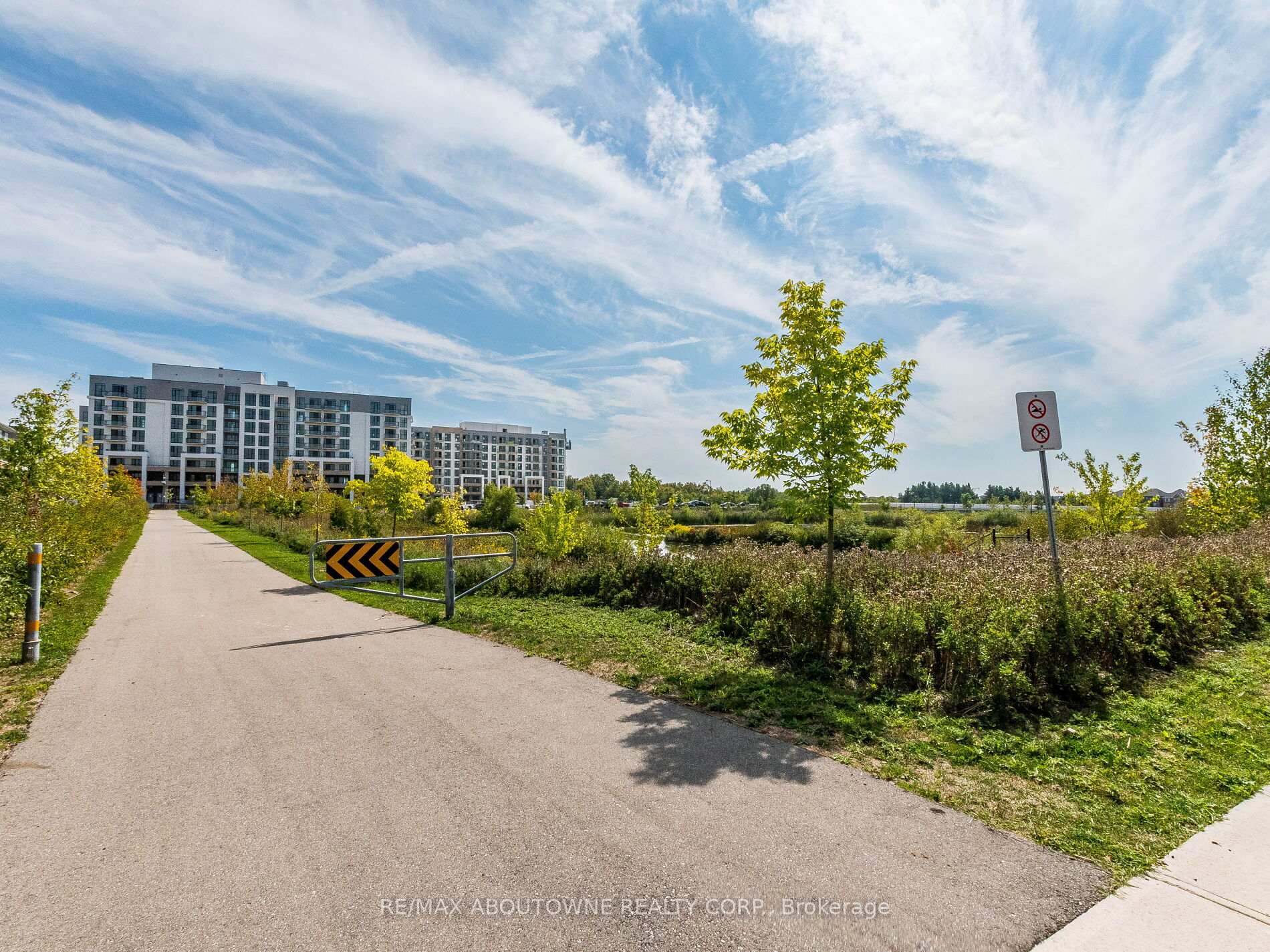 Photo 45 of 664 Aspen Terrace, Milton, Cobban — HOMEH