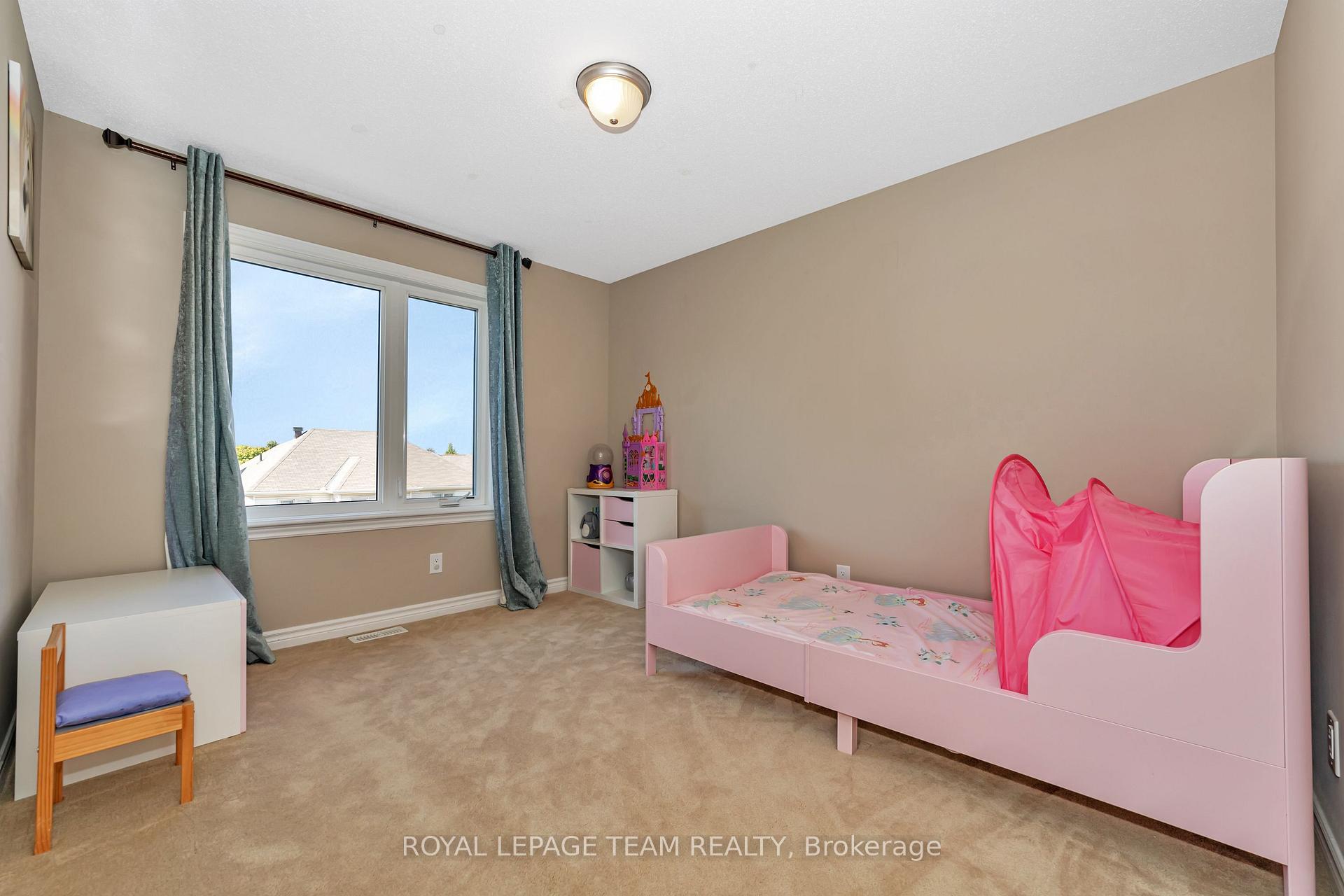 Photo 20 of 916 Fletcher Circle, Ottawa, Kanata - Kanata Lakes/Heritage Hills — HOMEH