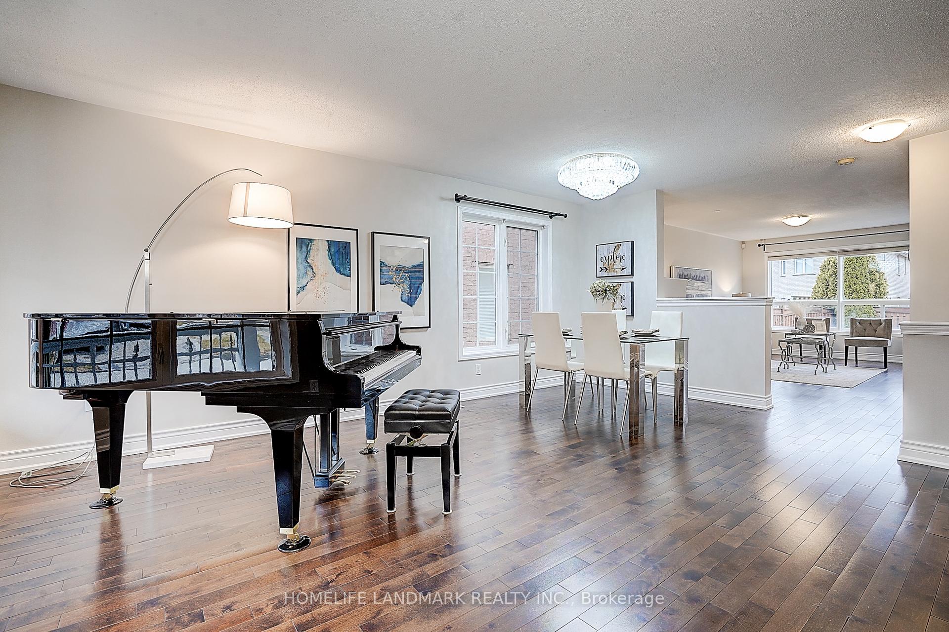 Photo 6 of 16 Eakin Mill Road, Markham, Wismer — HOMEH