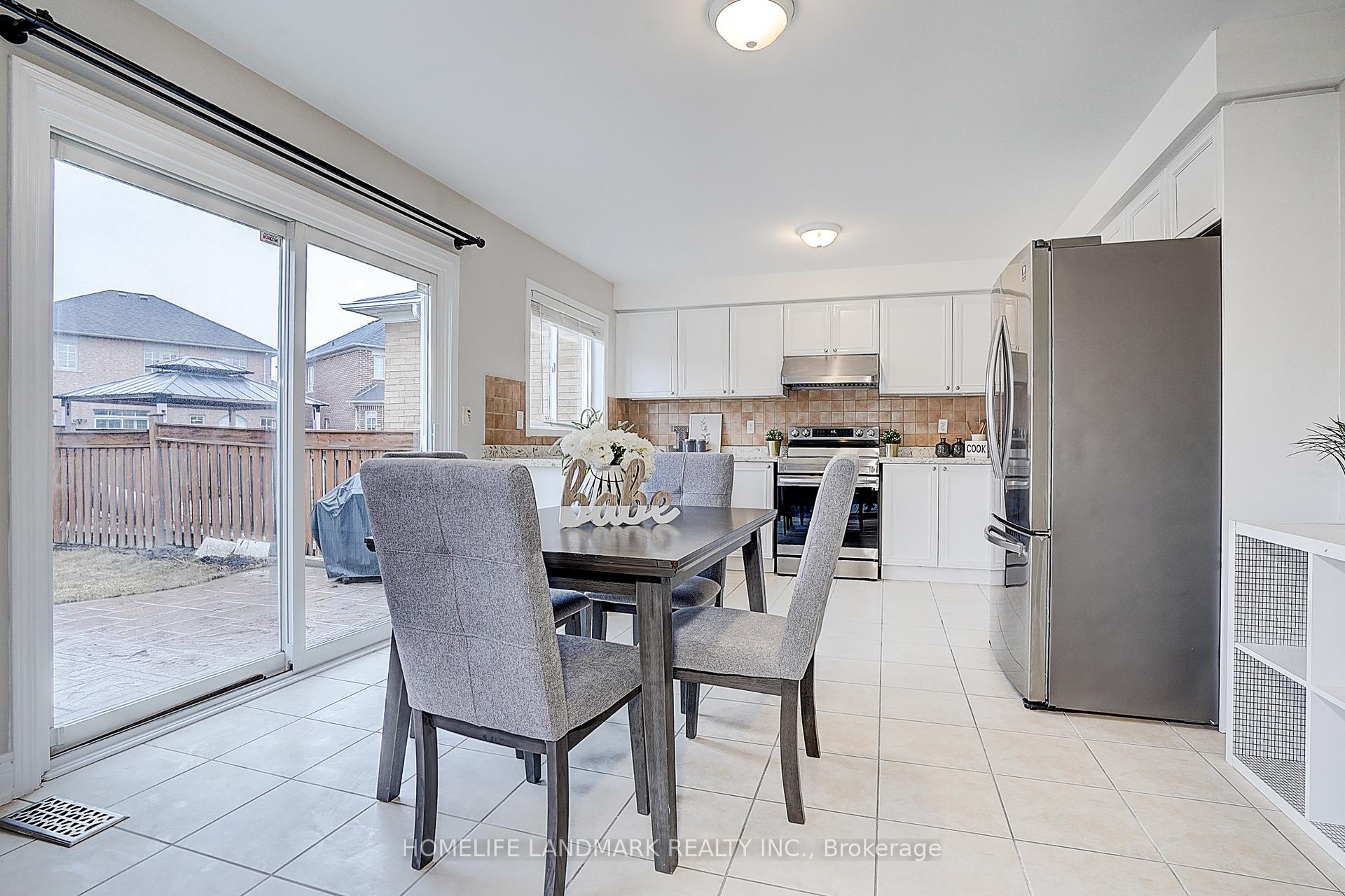 Photo 17 of 16 Eakin Mill Road, Markham, Wismer — HOMEH