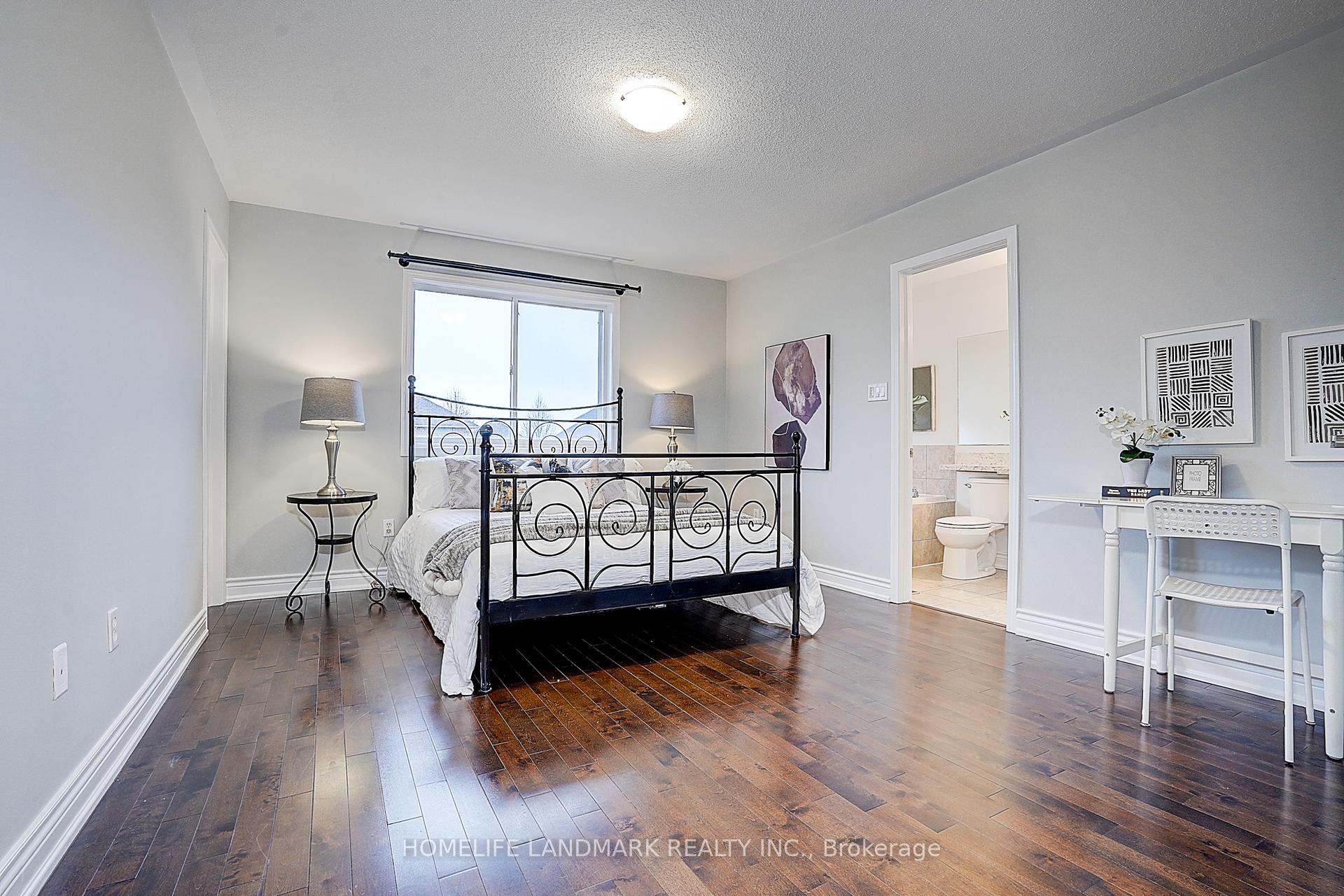 Photo 24 of 16 Eakin Mill Road, Markham, Wismer — HOMEH